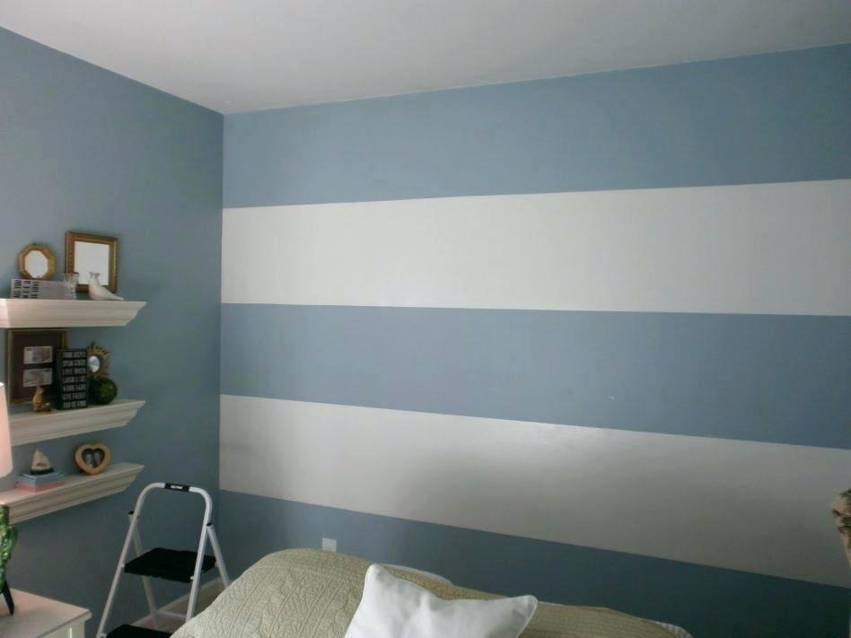 horizontal stripes on walls