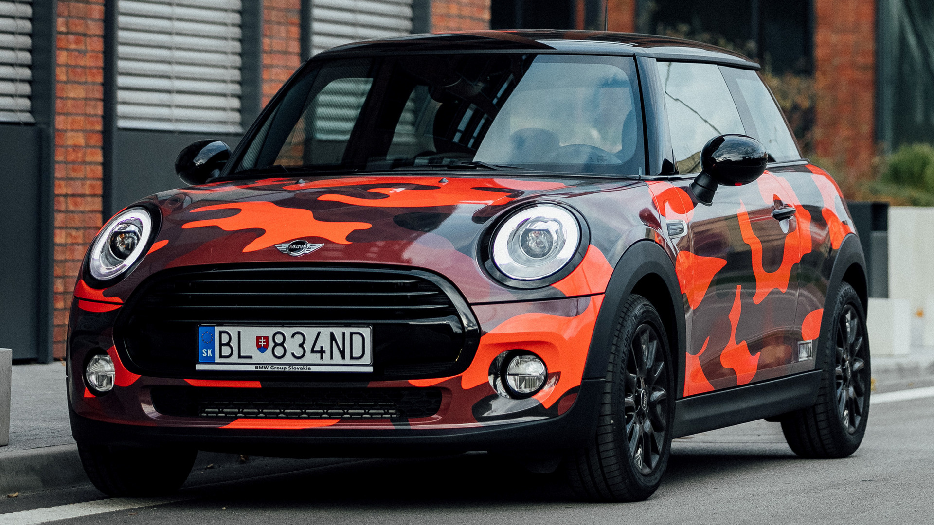 Camo Mini Cooper - HD Wallpaper 