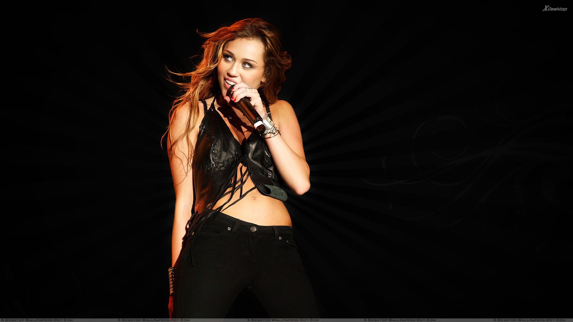 Miley Cyrus Black Background - HD Wallpaper 