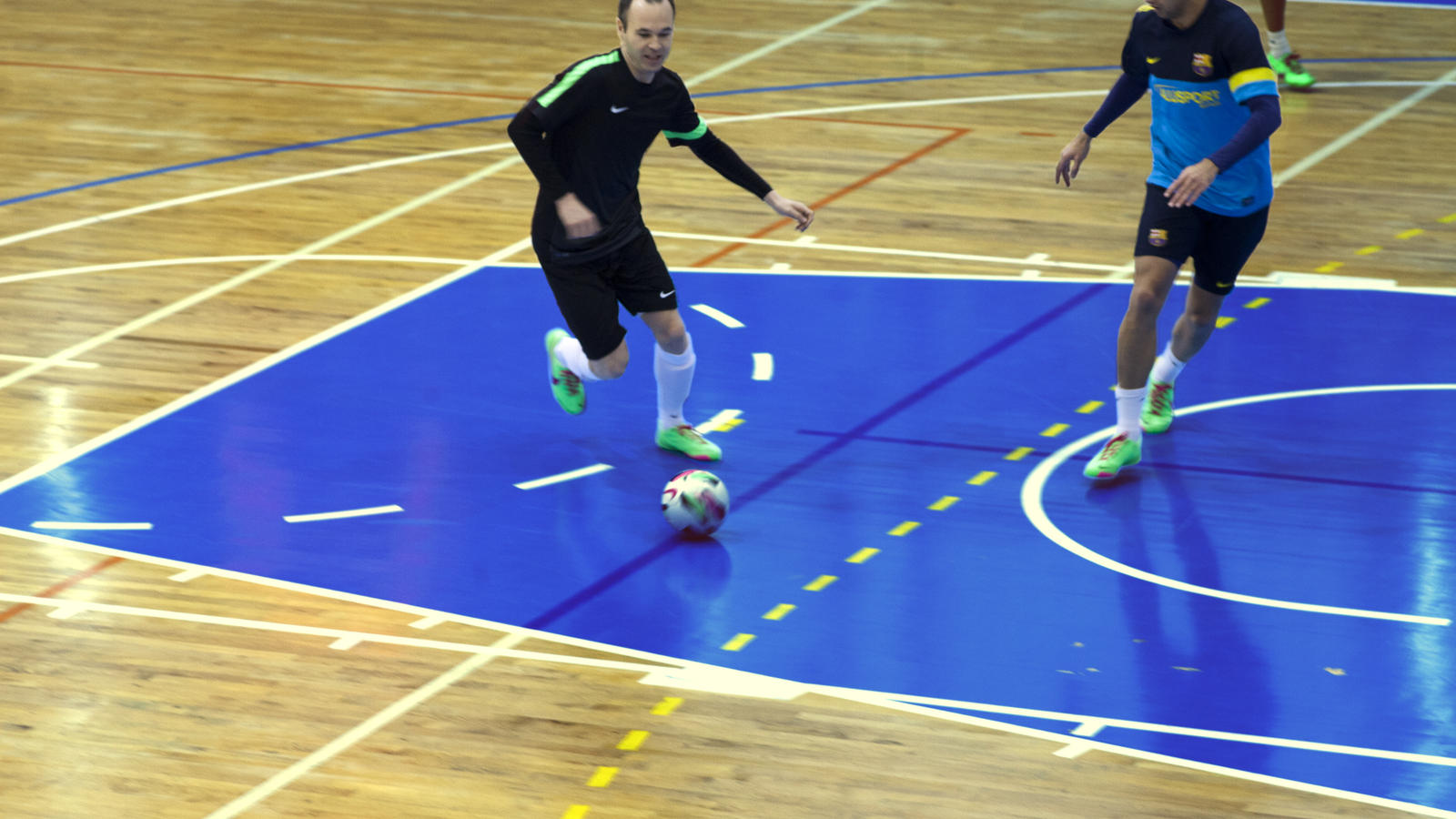 Iniesta Futsal - HD Wallpaper 