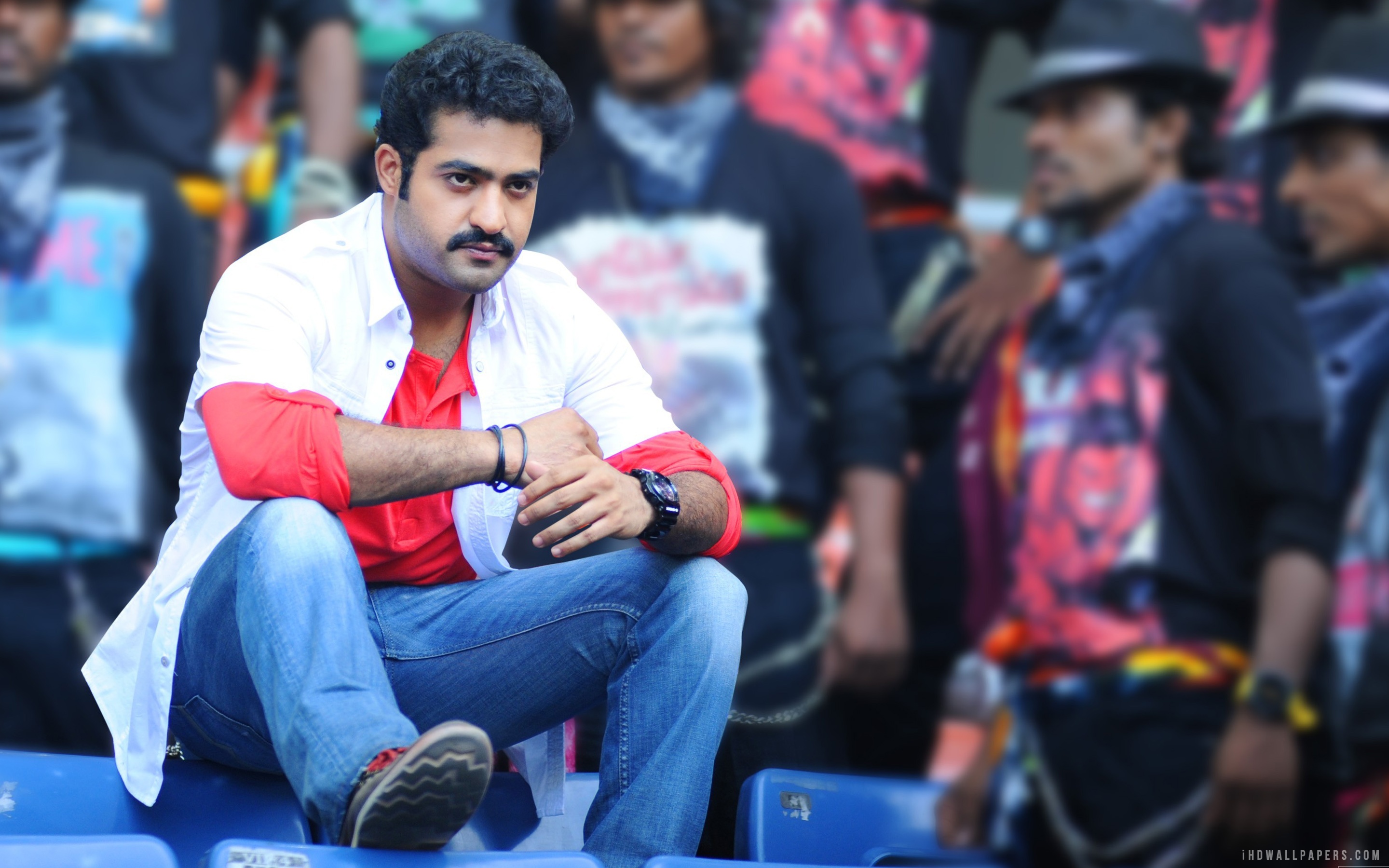 Ntr Ramayya Vasthavayya Movie - 2880x1800 Wallpaper 