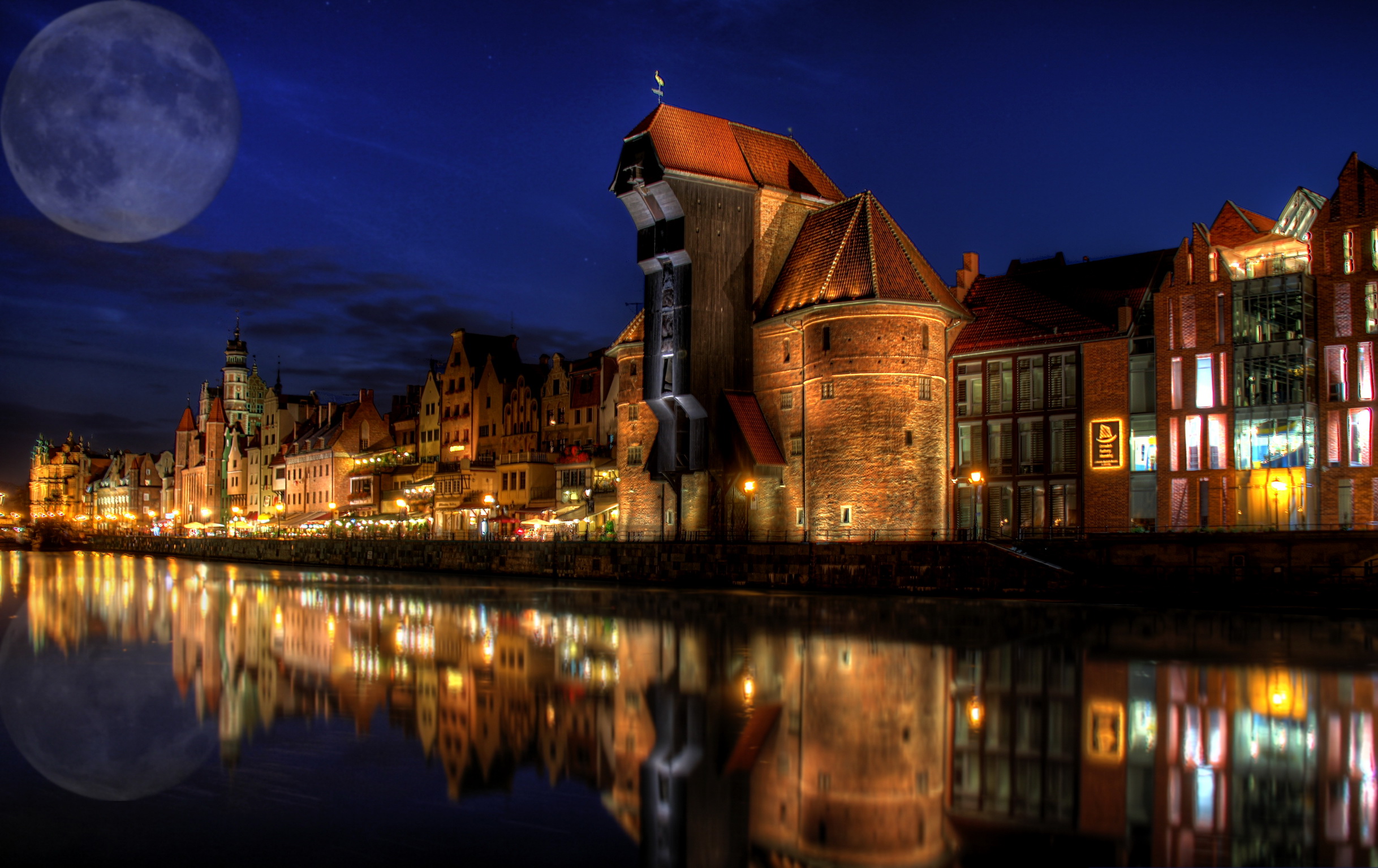 Format Hd Gdansk Poland Wallpaper Gallery Gdansk Wallpaper Hd 2436x1535 Wallpaper Teahub Io