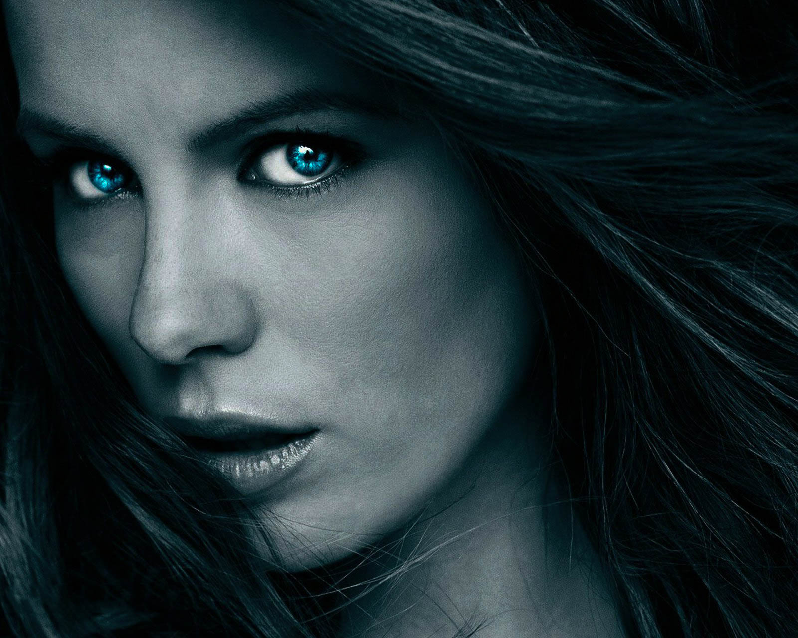 Kate Beckinsale Hot Posters - 1600x1280 Wallpaper - teahub.io