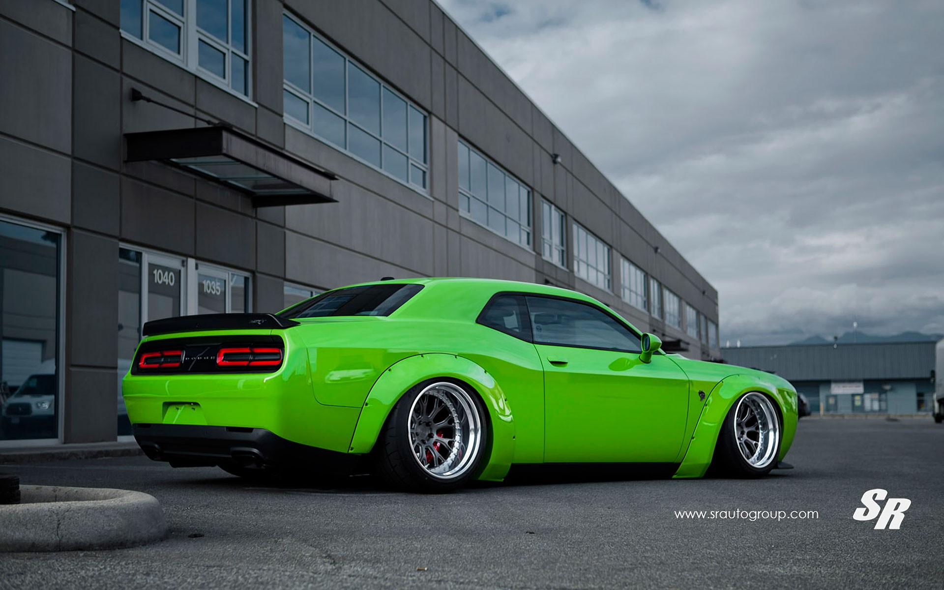 15 Green Liberty Walk Dodge Challenger Hellcat Wallpapers Hellcat Challenger Fender Flares 19x10 Wallpaper Teahub Io