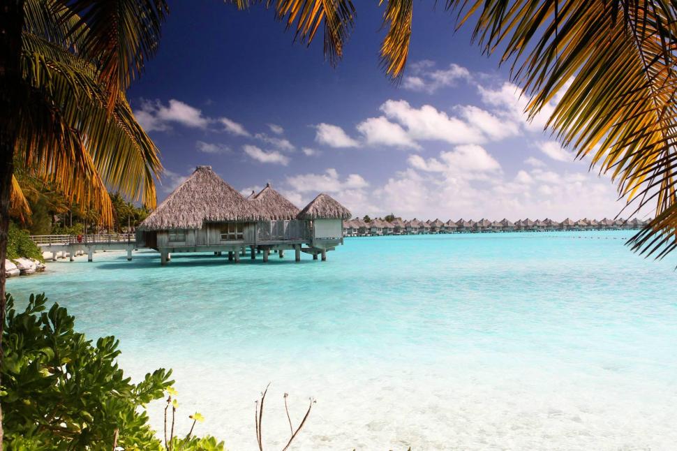 Bora Bora Clear Blue Lagoon Wallpaper,bungalows Hd - Bora Bora ...