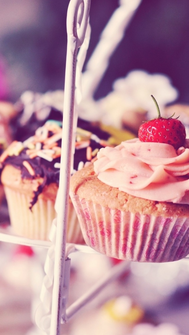 Chocolate & Frosted Muffins - Have An Awesome Afternoon - HD Wallpaper 