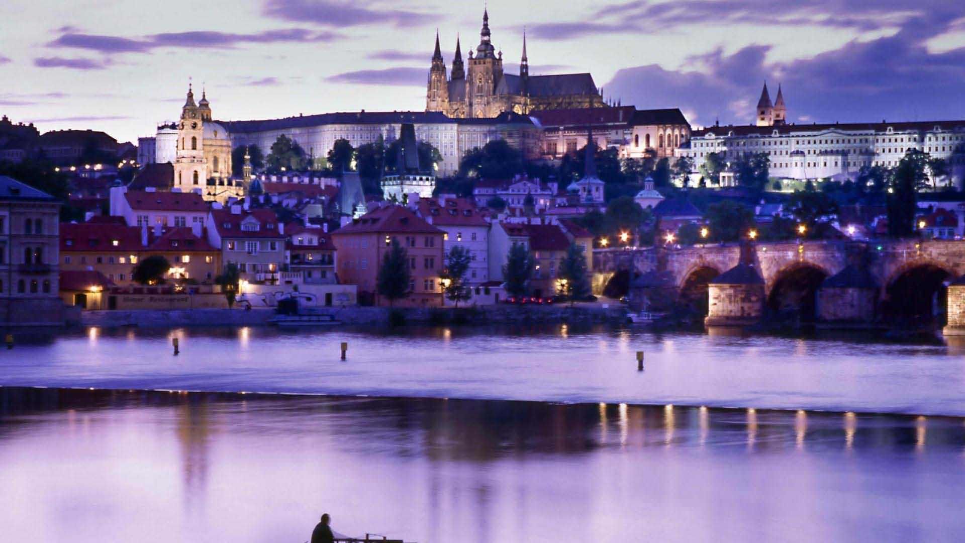Praha - HD Wallpaper 