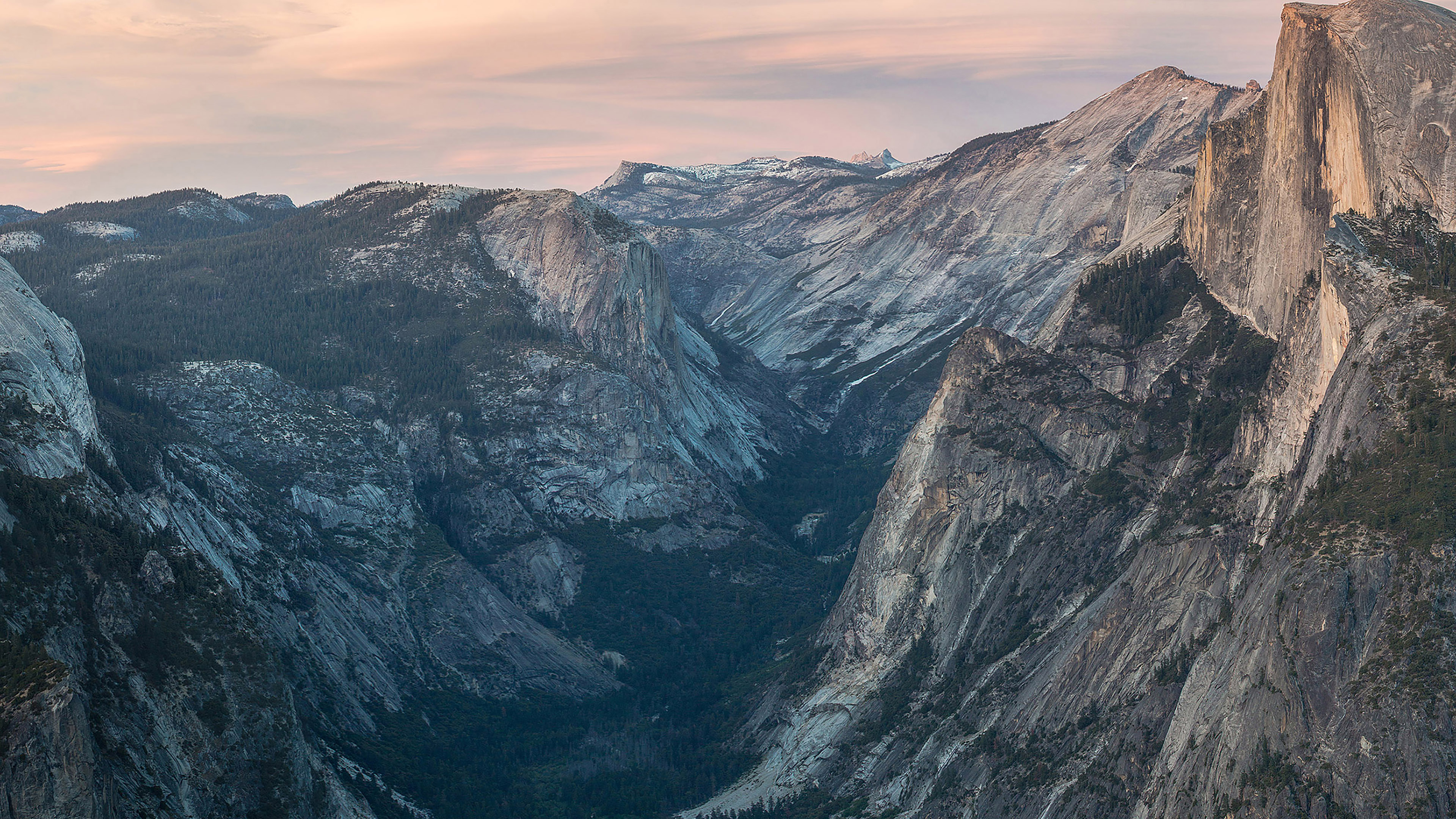 Ios photos. Yosemite Аризона. Горы Mac os. Горы IMAC. Заставка на макбук.