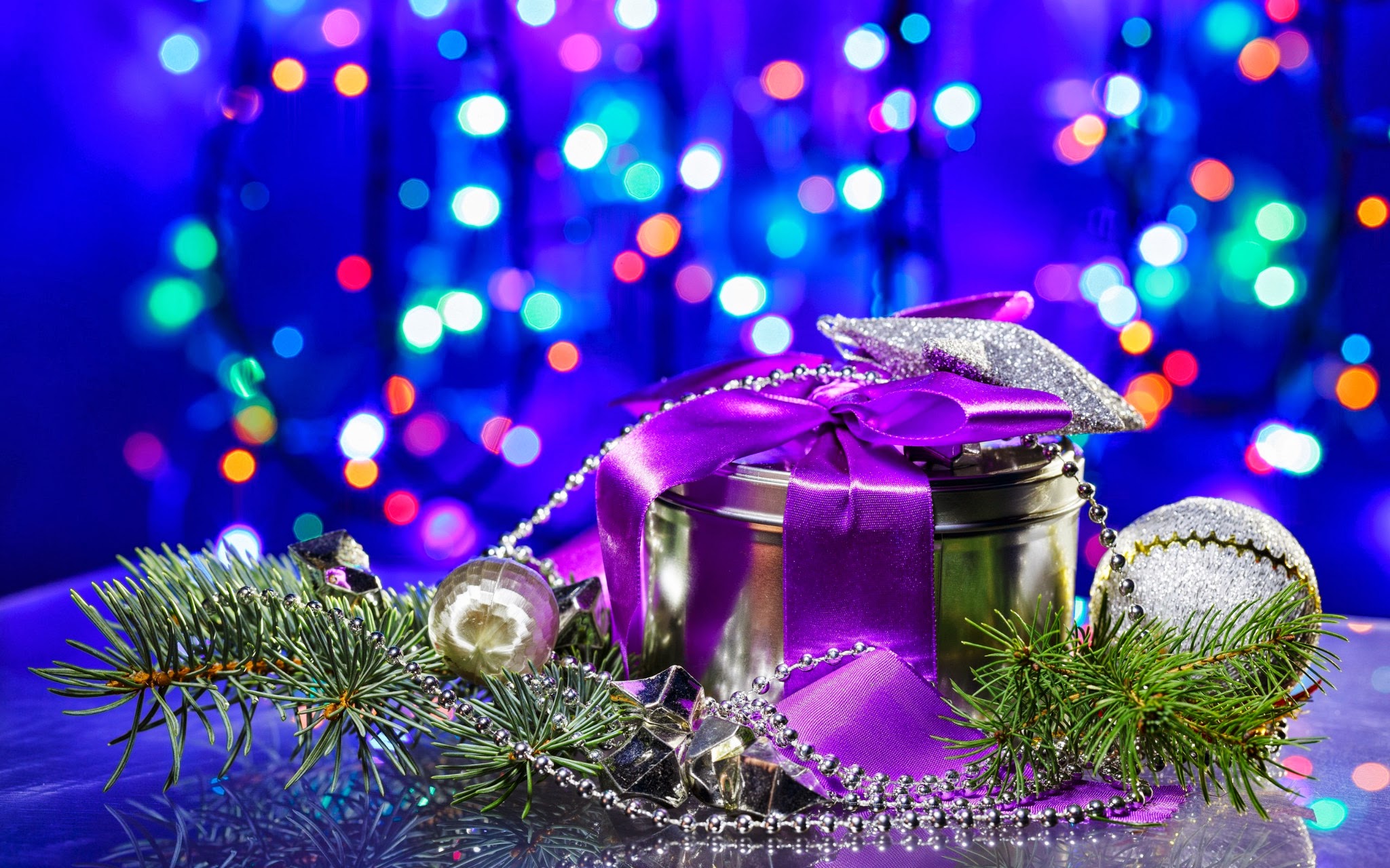 Luxury Christmas Gifts Wallpaper Hd Wallpaper - Christmas Pictures Purple  Background - 2048x1280 Wallpaper 