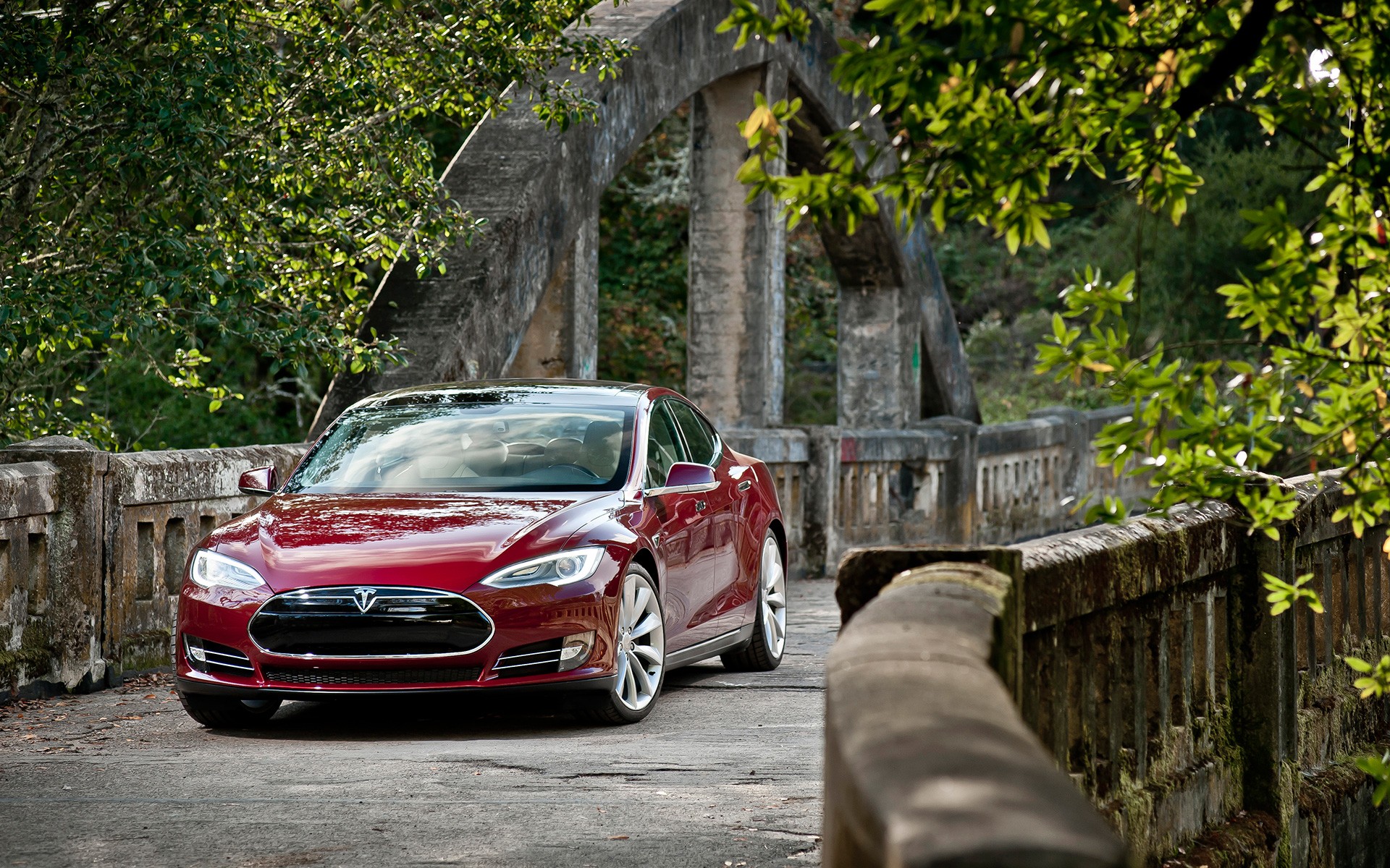 Fine Tesla Photos And Pictures, Tesla High Quality - HD Wallpaper 