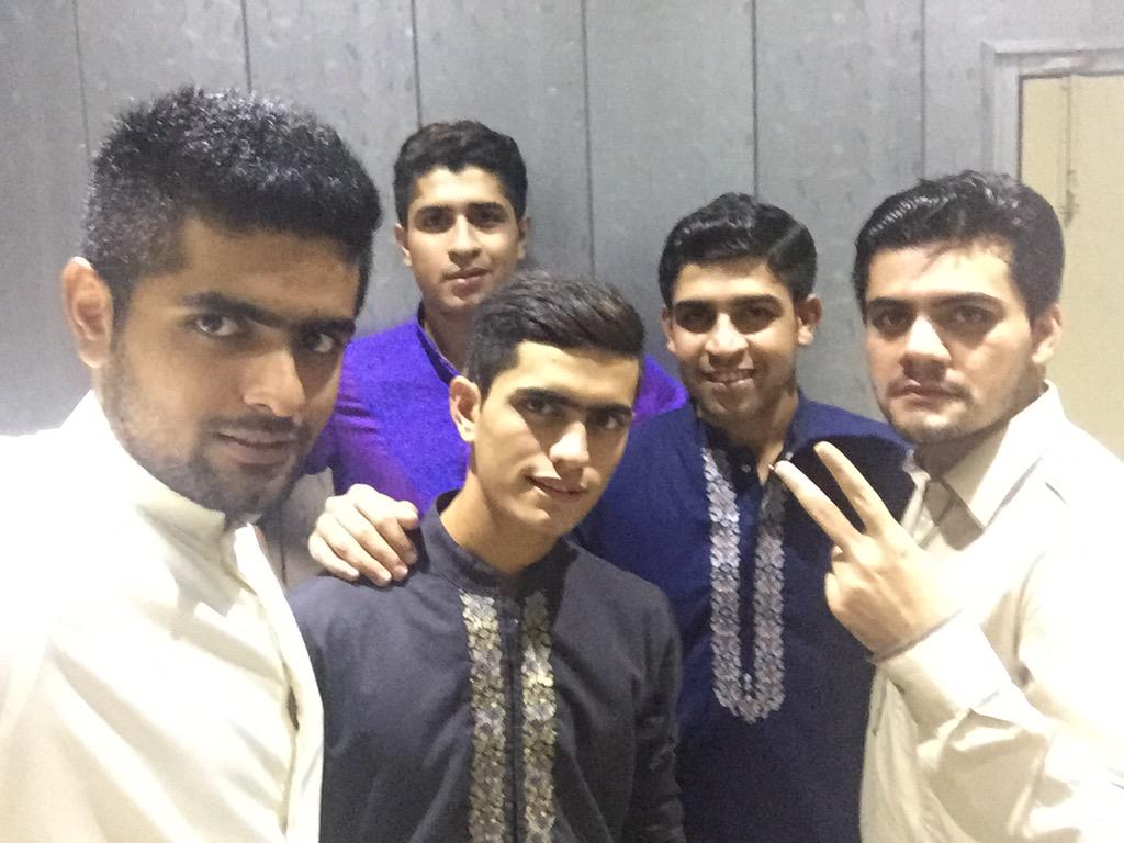 Babar Azam With Family - HD Wallpaper 