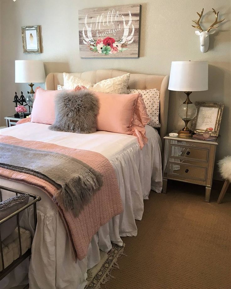 Stylish Pink Grey And White Bedding Neutral Wall Throw - Teenage Girl Farmhouse Bedroom Ideas - HD Wallpaper 