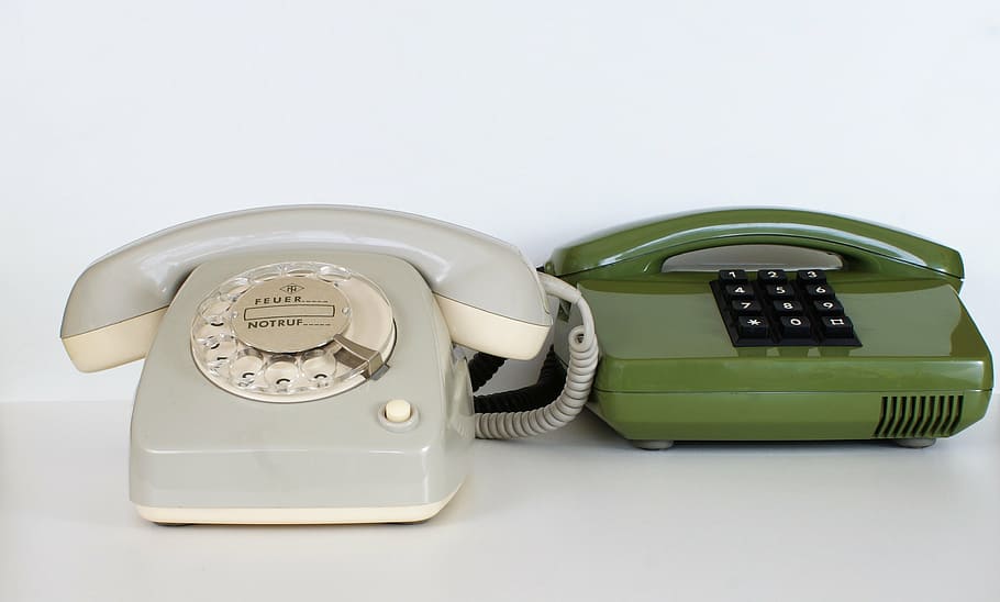 Green And White Telephones, Communication, Call Center, - Puhelin Valintakiekko - HD Wallpaper 