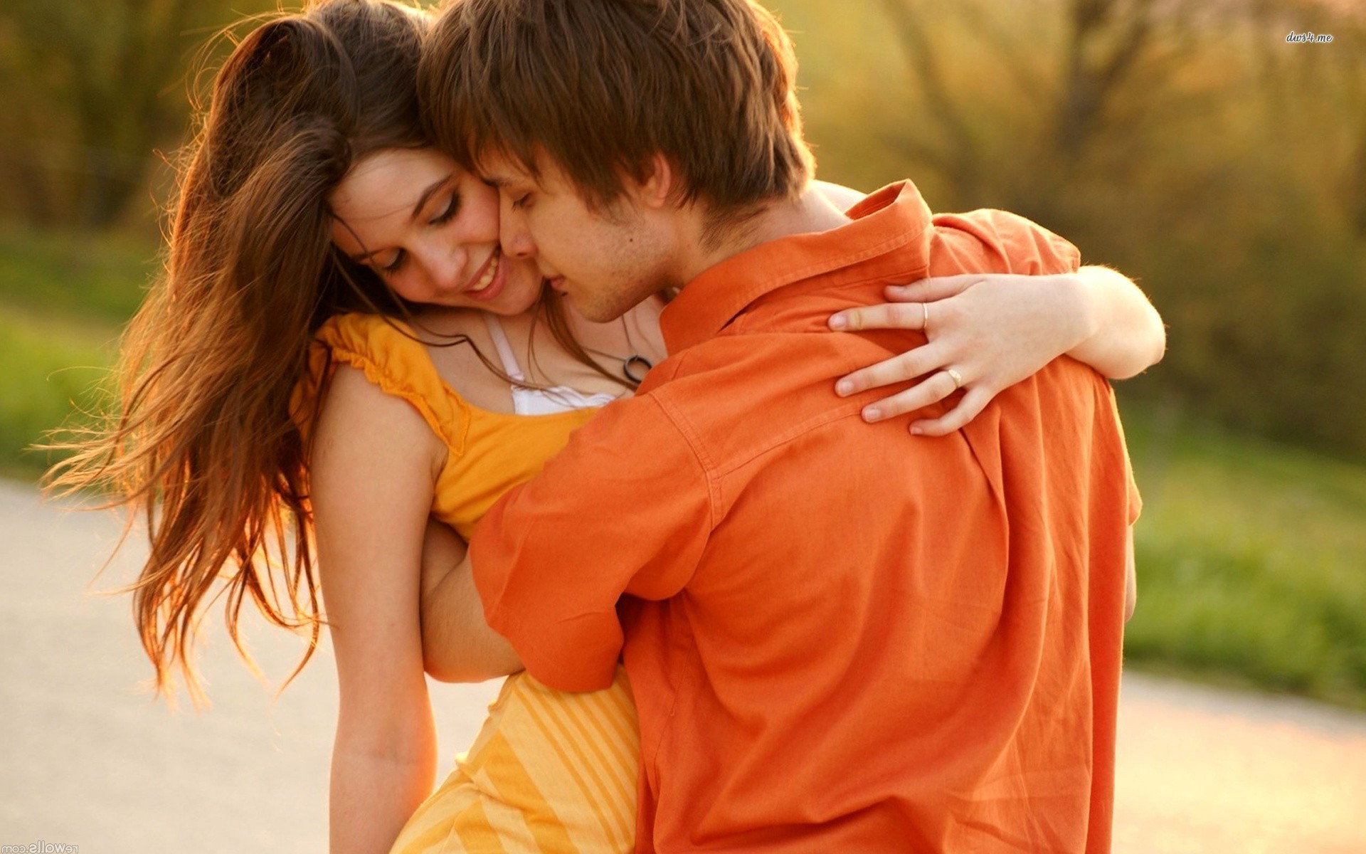 Cute Couple Hug For Mobile Wallpapers For Iphone Is Love Couple Images Hd 1920x1200