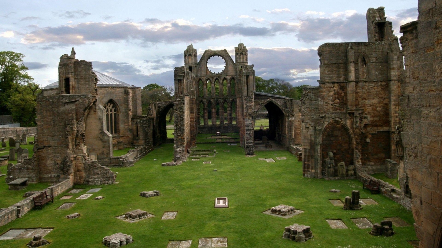 Elgin Cathedral - HD Wallpaper 