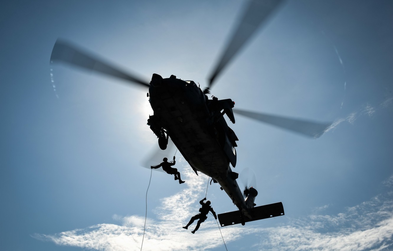 Photo Wallpaper Soldiers, Helicopter, Landing - HD Wallpaper 