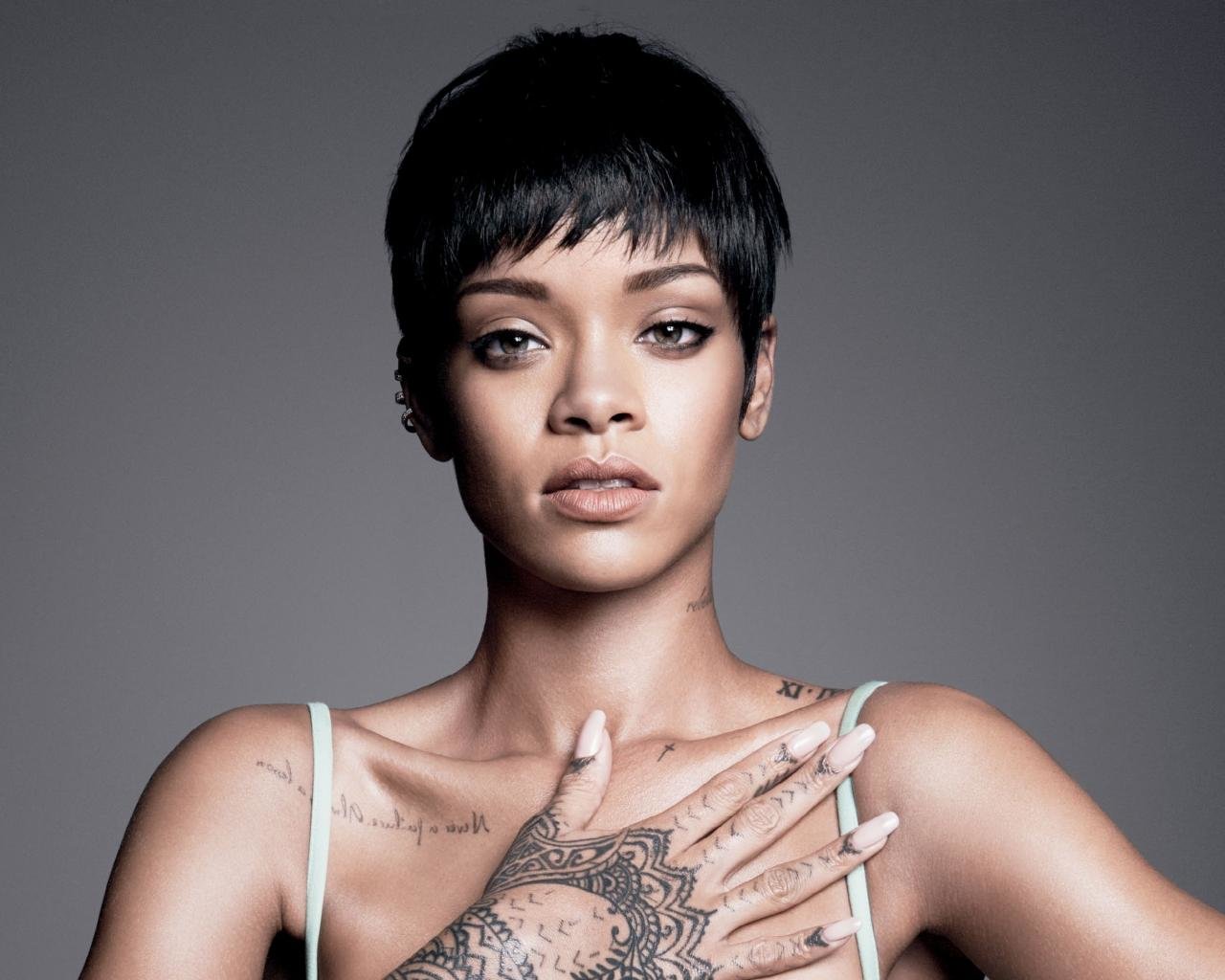 Download Hd Rihanna Computer Wallpaper Id - HD Wallpaper 