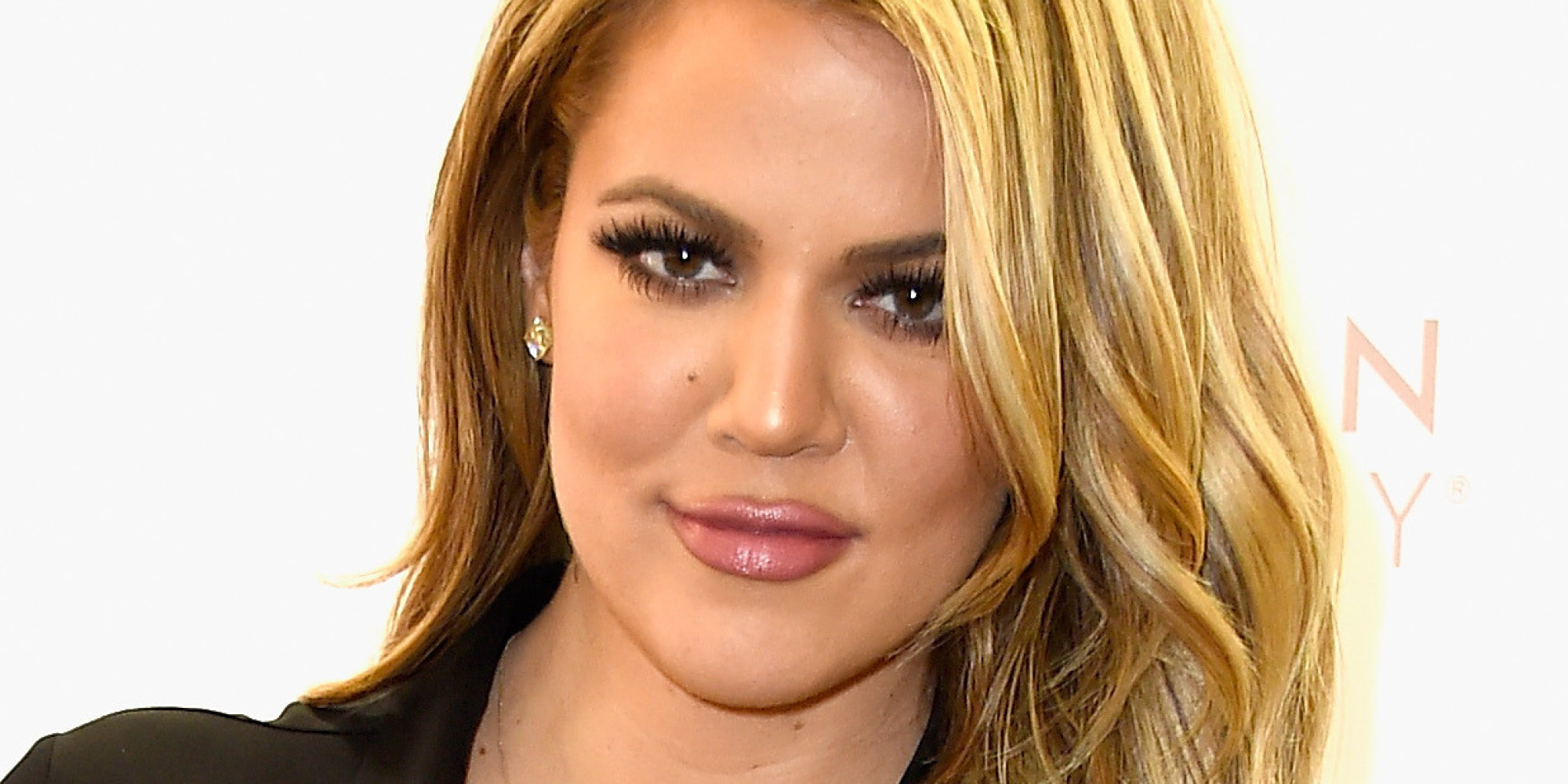 Khloe Kardashian Hd Background - HD Wallpaper 