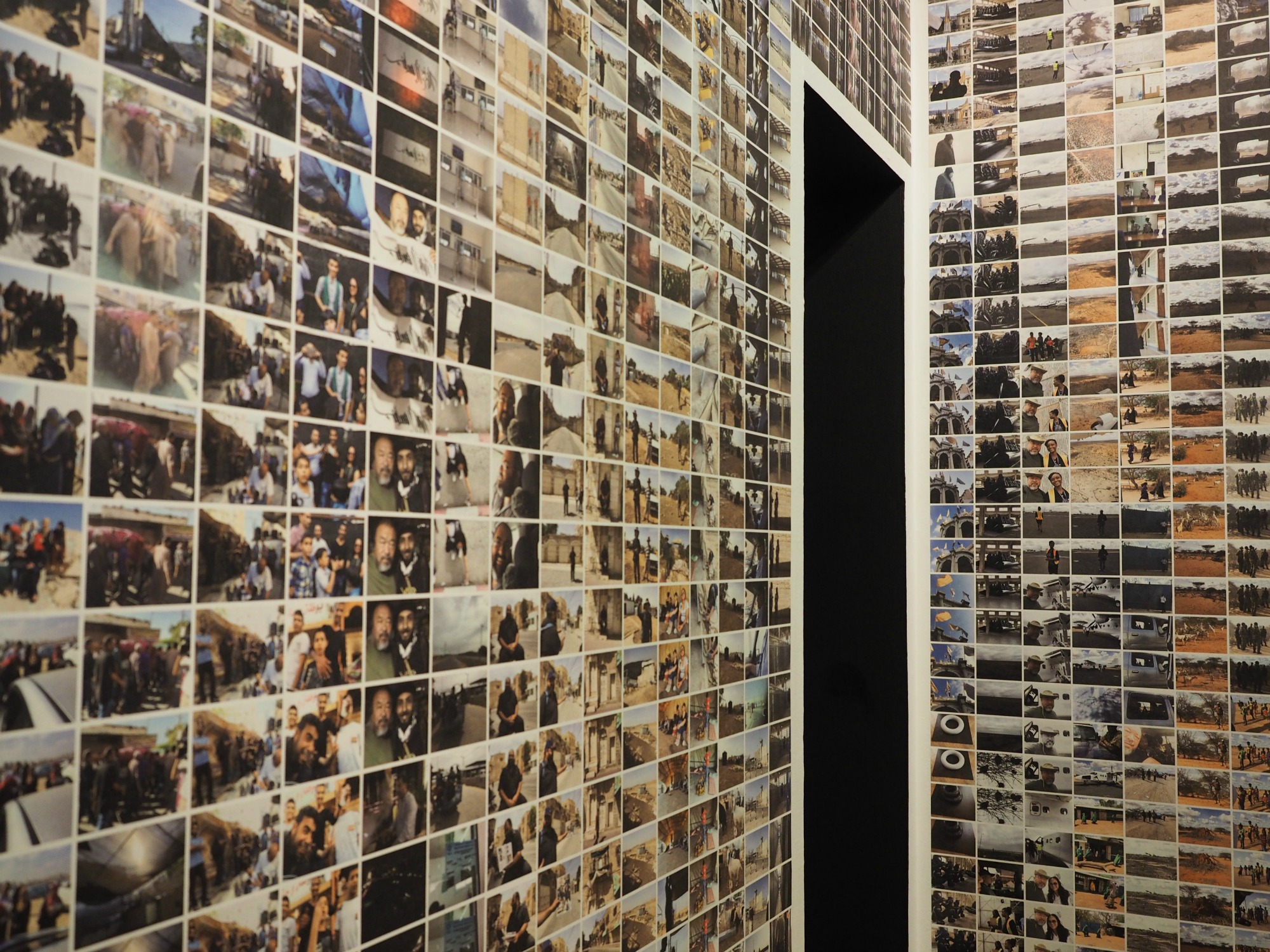 Ai Weiwei Safe Passage - HD Wallpaper 