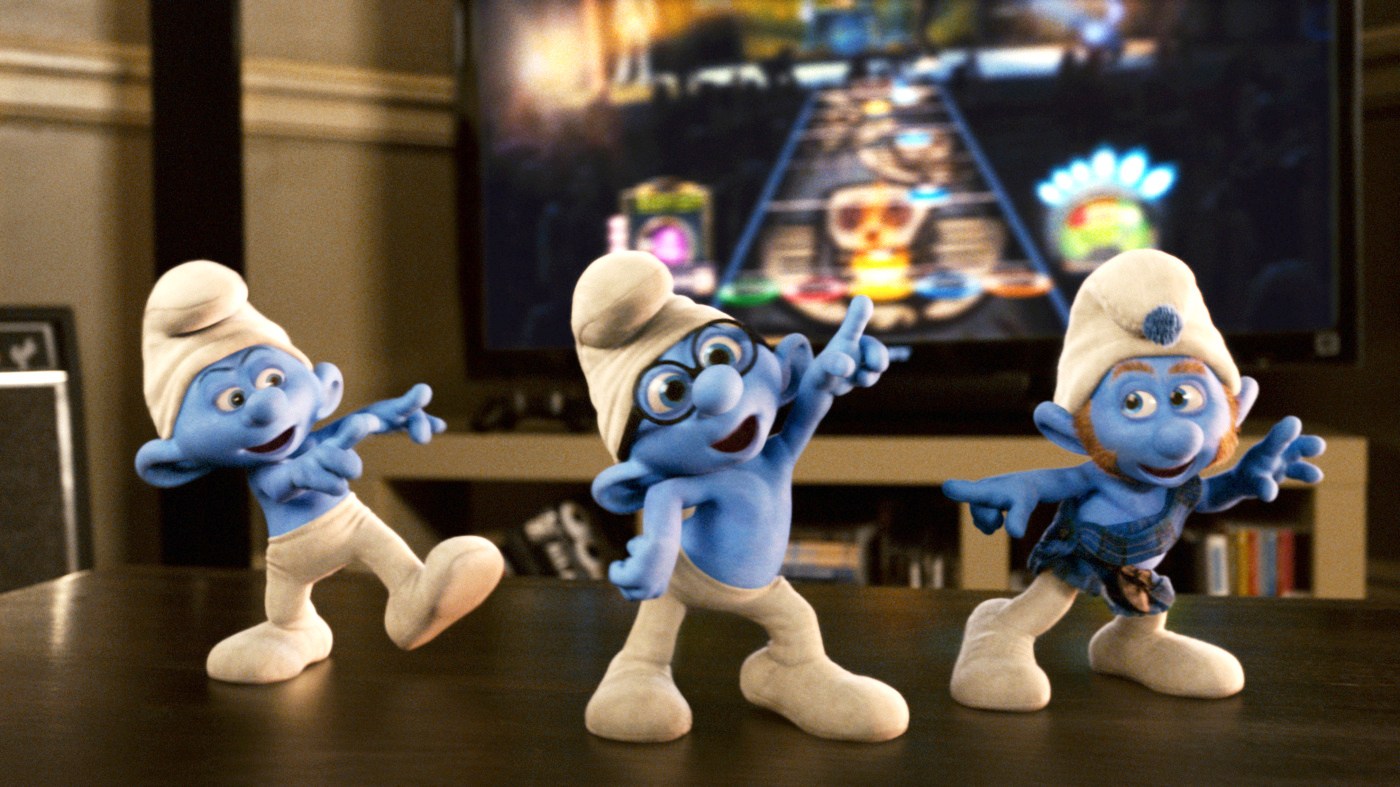 The Smurfs - Half Smurf Half Human - HD Wallpaper 