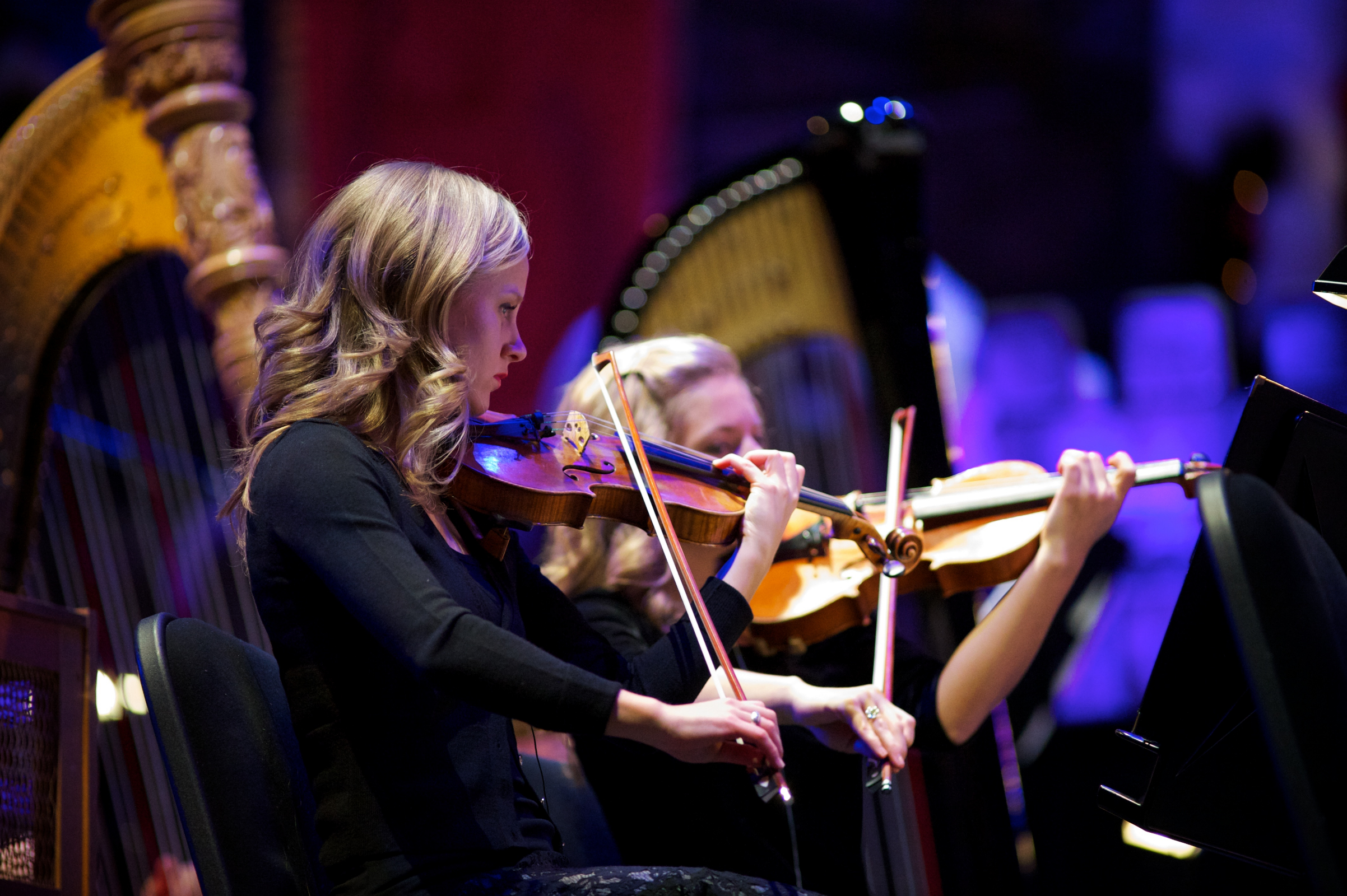 Woman Playing Orchestra - HD Wallpaper 