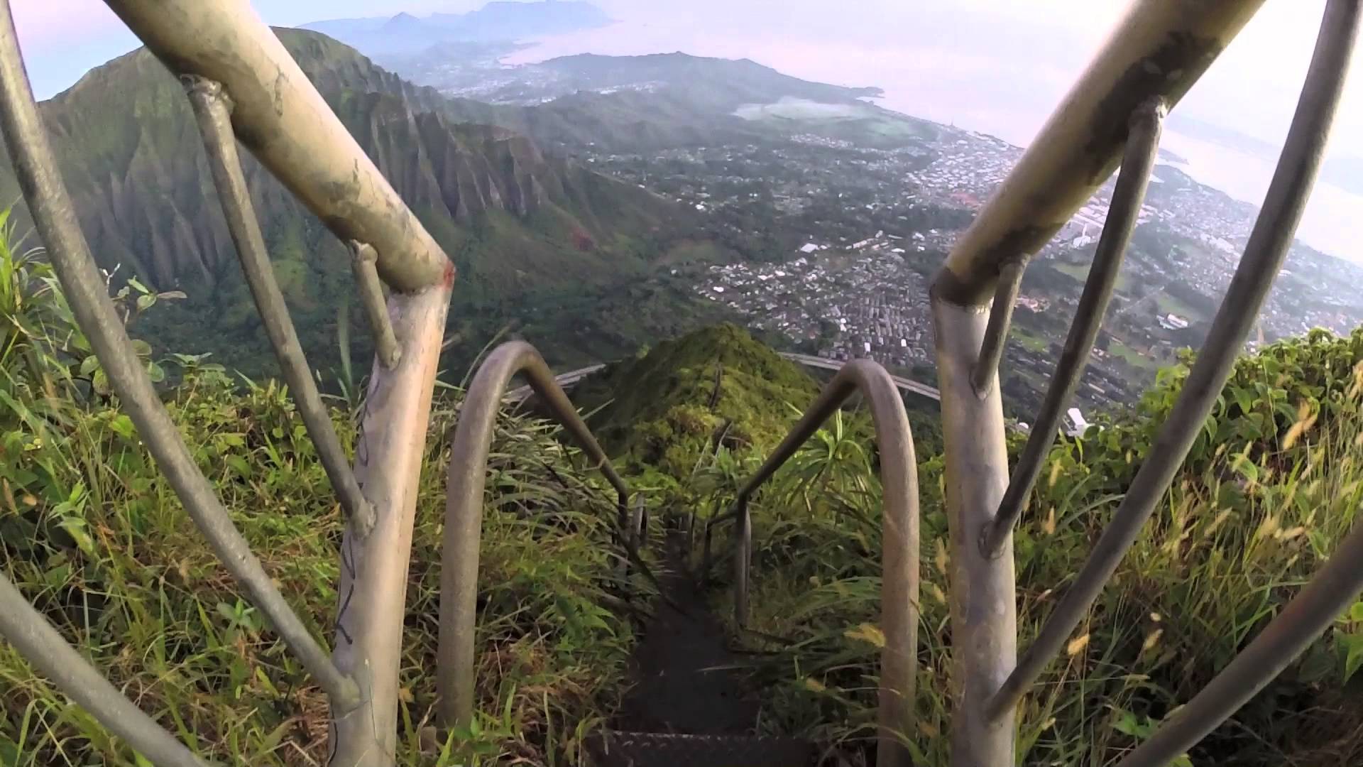 Haiku Stairs - HD Wallpaper 