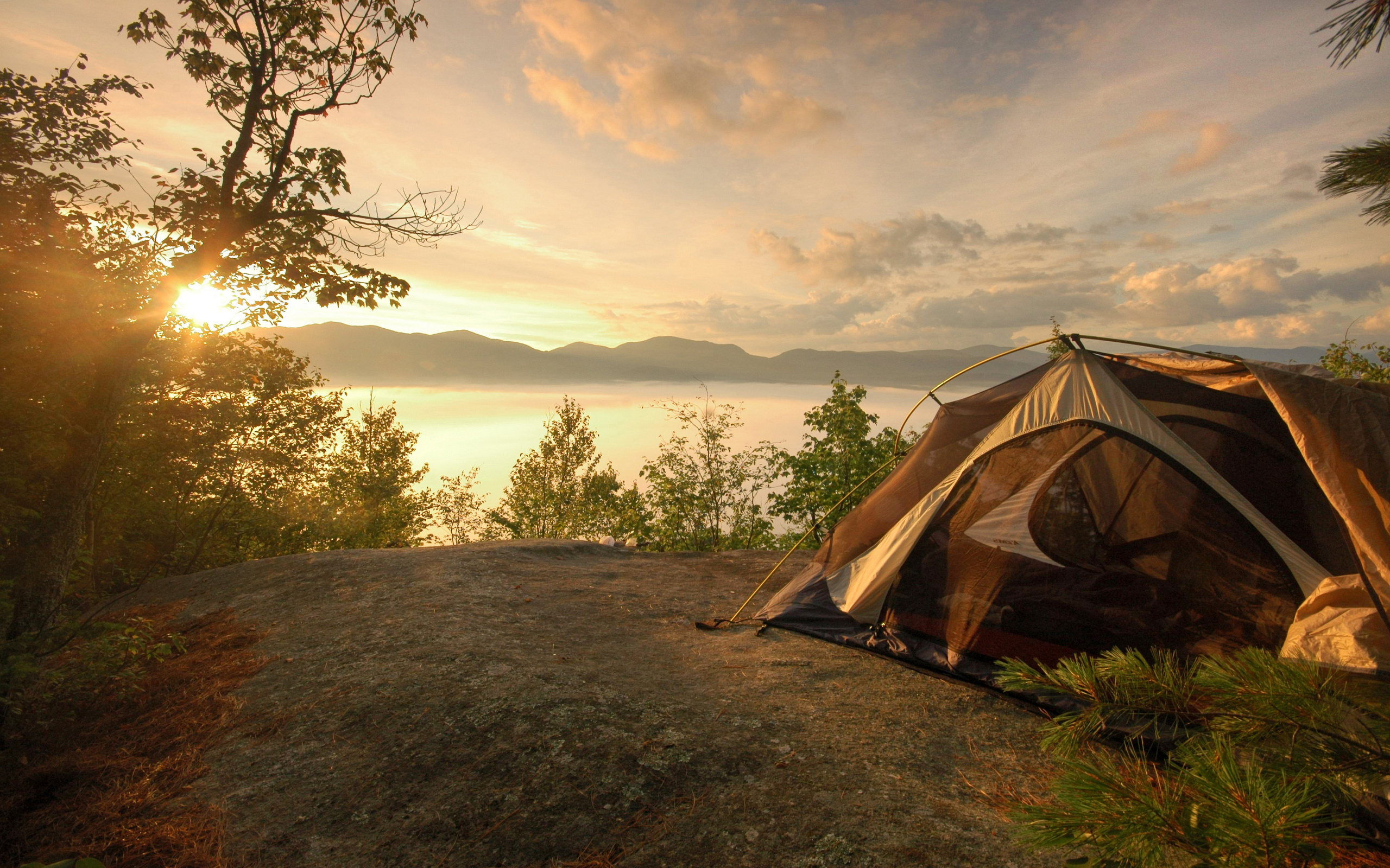Camping Gear Wallpaper Essentials - Camping Hd - HD Wallpaper 