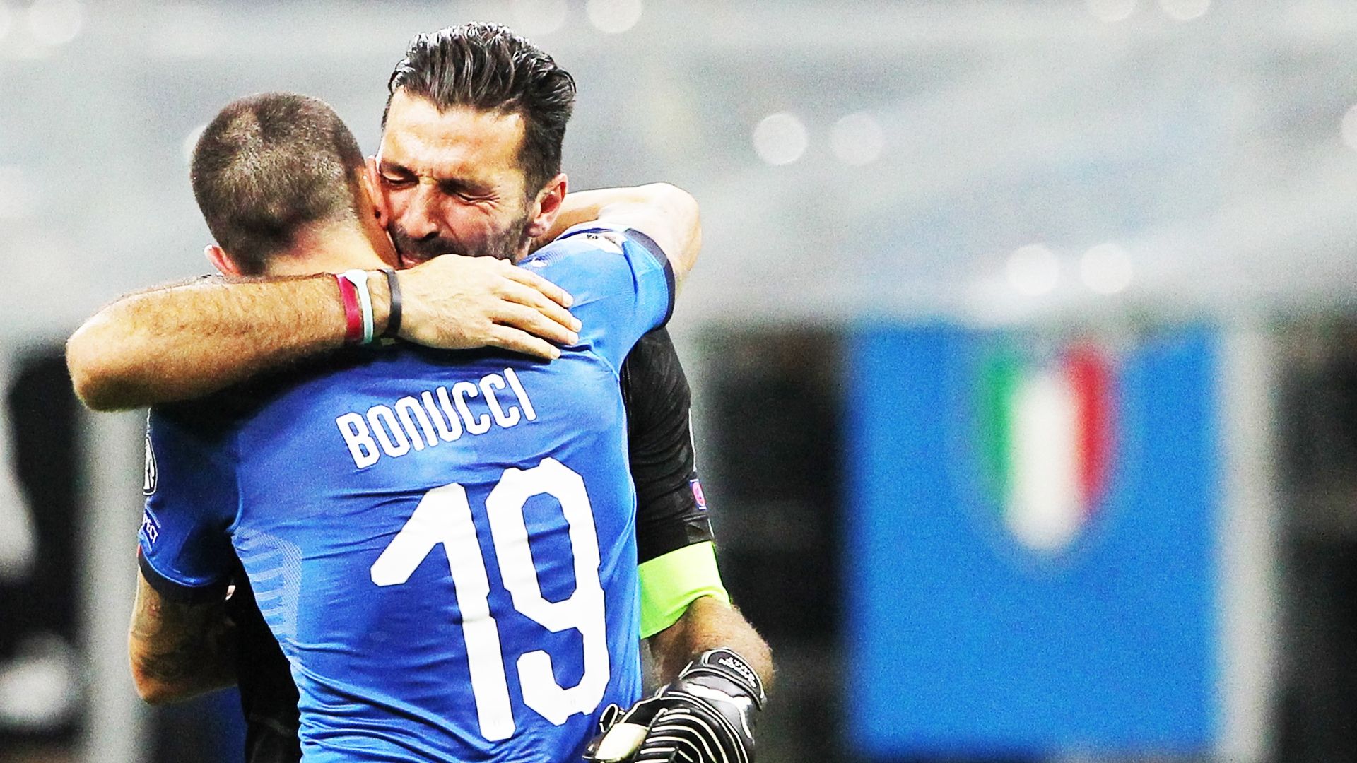 Buffon Set For Surprise Italy Return - Jogadores Chorando Por Eliminação - HD Wallpaper 