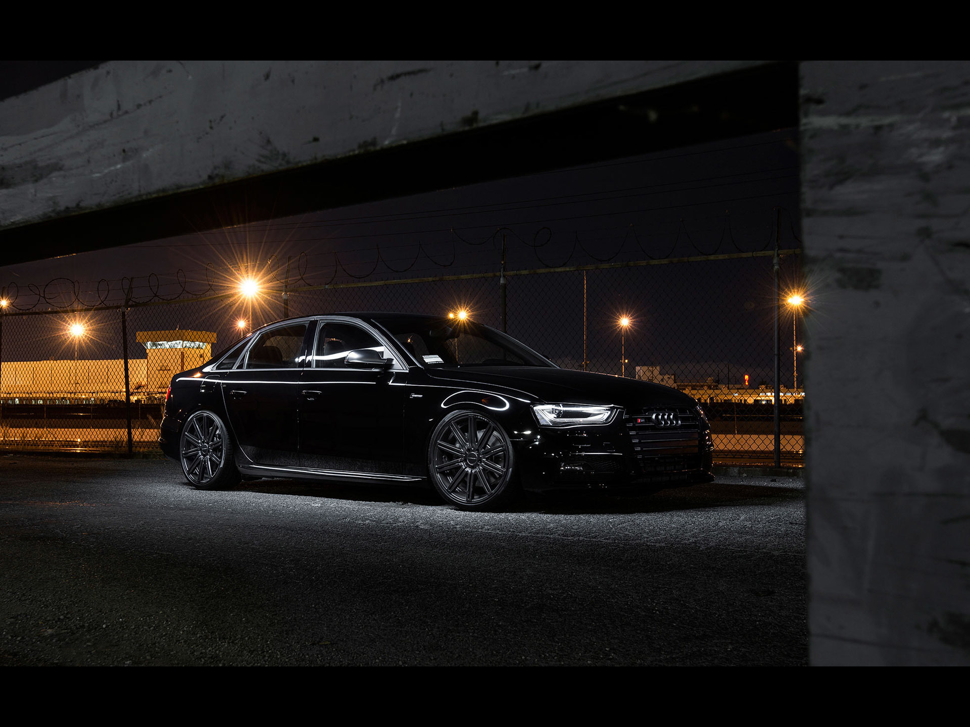 Audi Black Night - 1920x1440 Wallpaper -