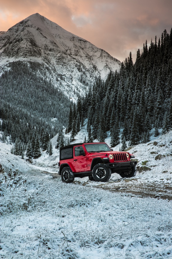 Jeep Jl Iphone Wallpaper Snow 600x900 Wallpaper Teahub Io