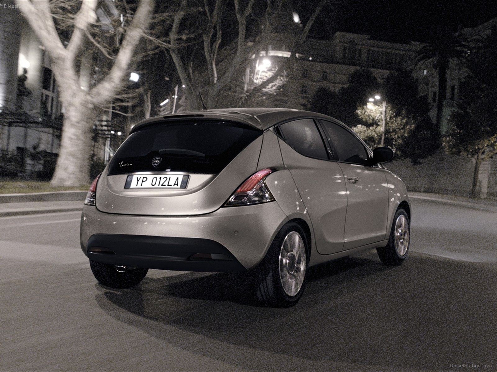 Lancia Ypsilon Ecochic Methane - Lancia Y Ypsilon 2013 - HD Wallpaper 