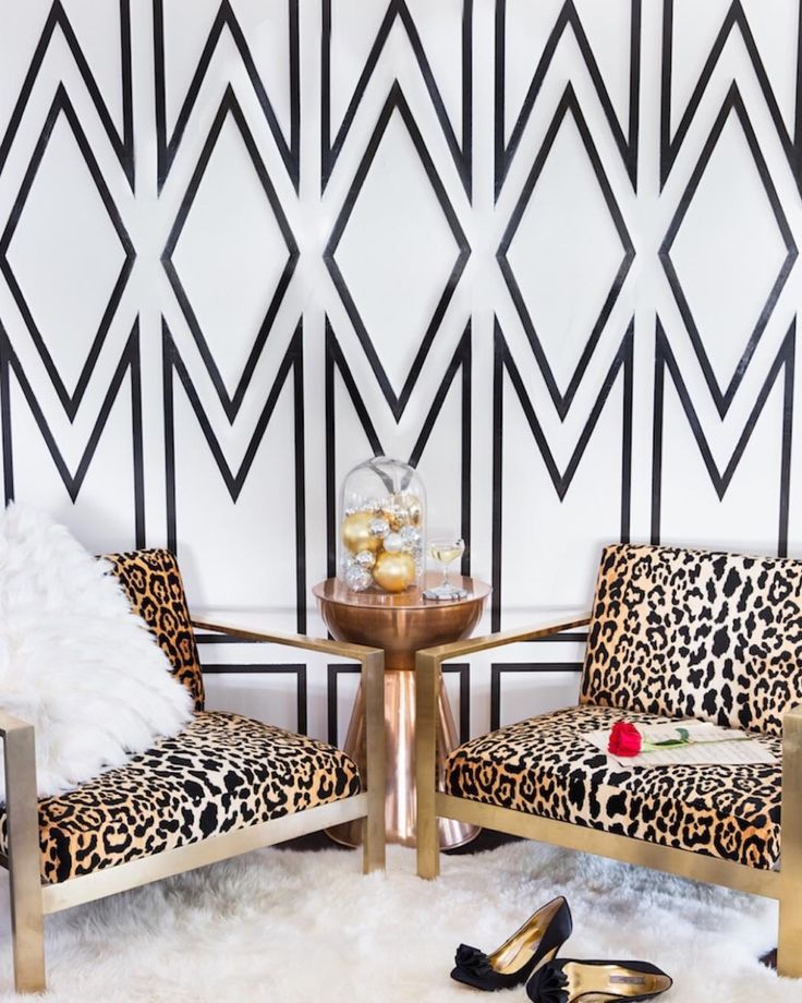 Cheetah Print Chairs - HD Wallpaper 