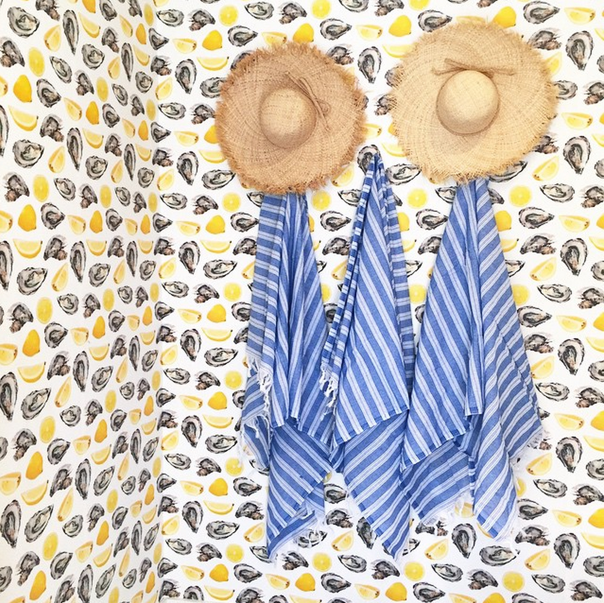 Tablecloth - HD Wallpaper 