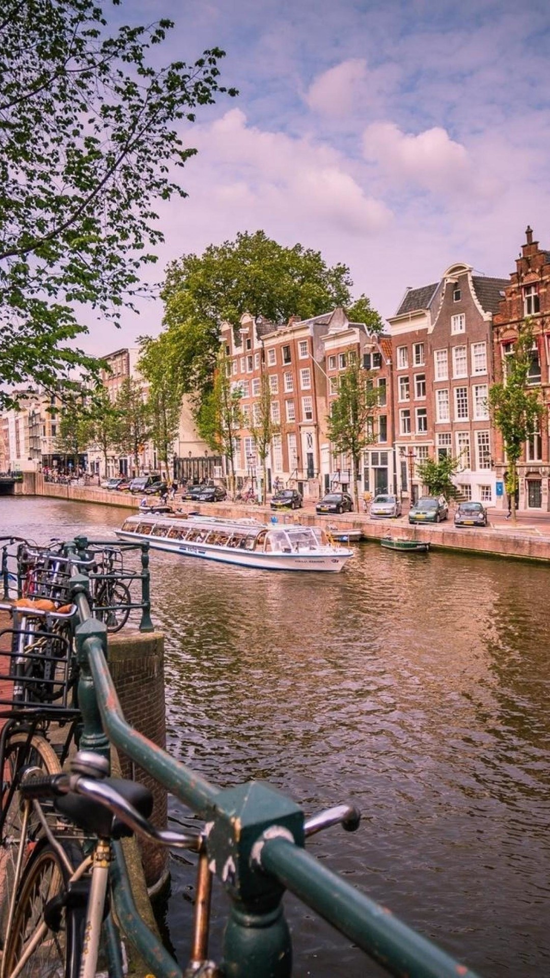 Amsterdam Canal 
 Data Src European Wallpapers Windows - Amsterdam Wallpaper Iphone 7 - HD Wallpaper 