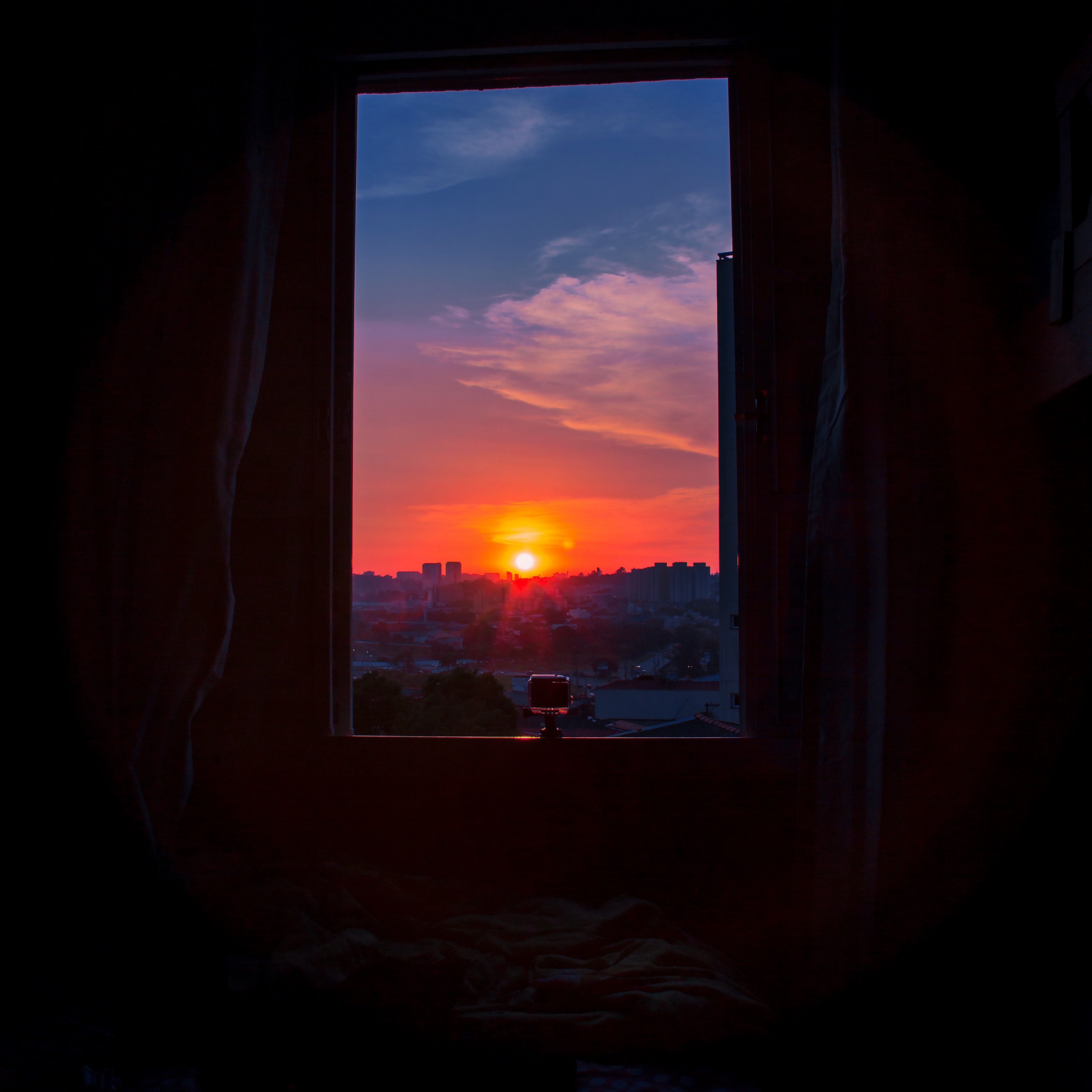 Download Wallpaper Window, City, Sunset, Sky - Iphone Sunset Wallpaper ...