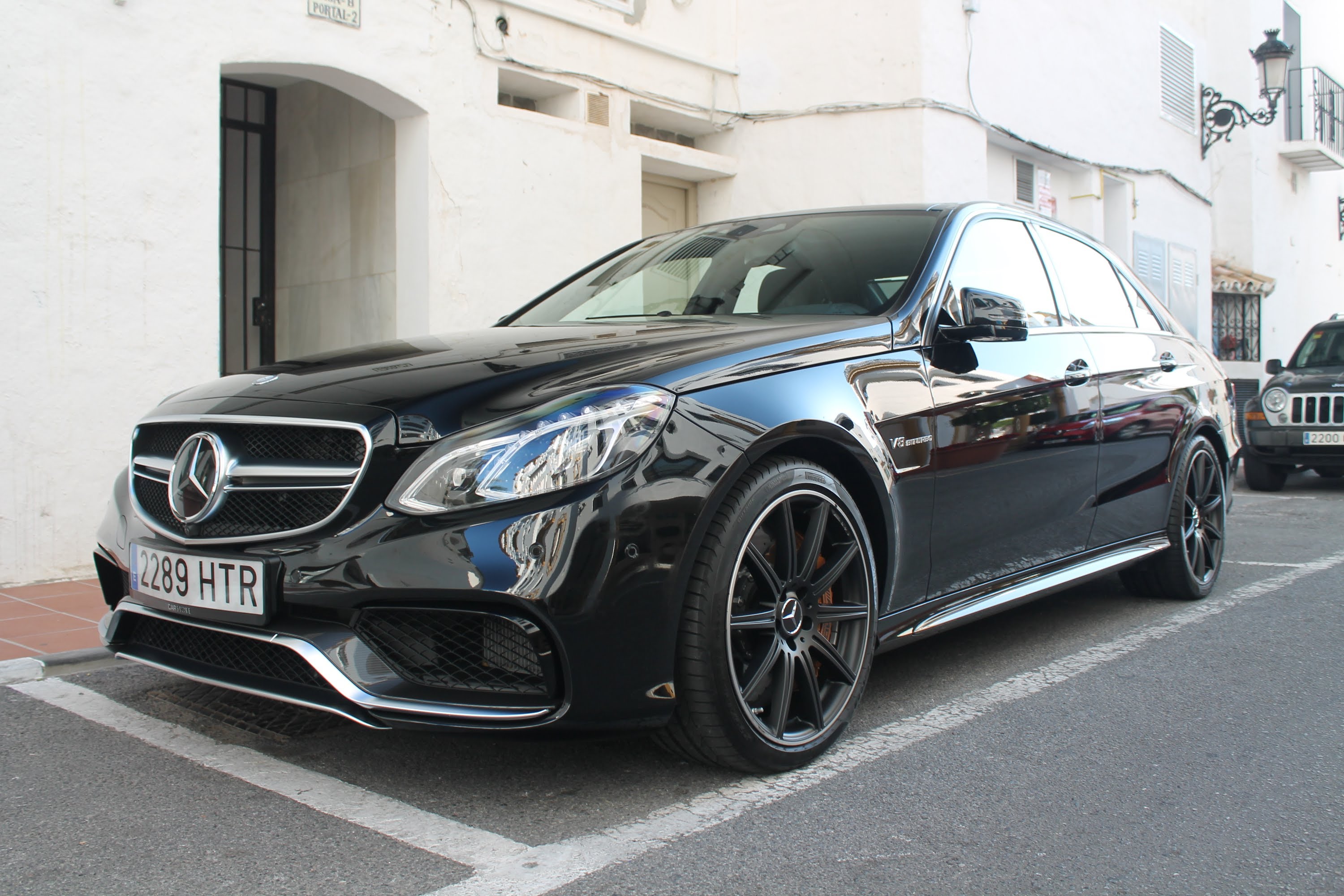 W e r. Мерседес Бенц e63 AMG. Mercedes Benz s63 AMG w212. Мерседес Бенц w212 e63 AMG S. Mercedes e63 AMG w212 Black.