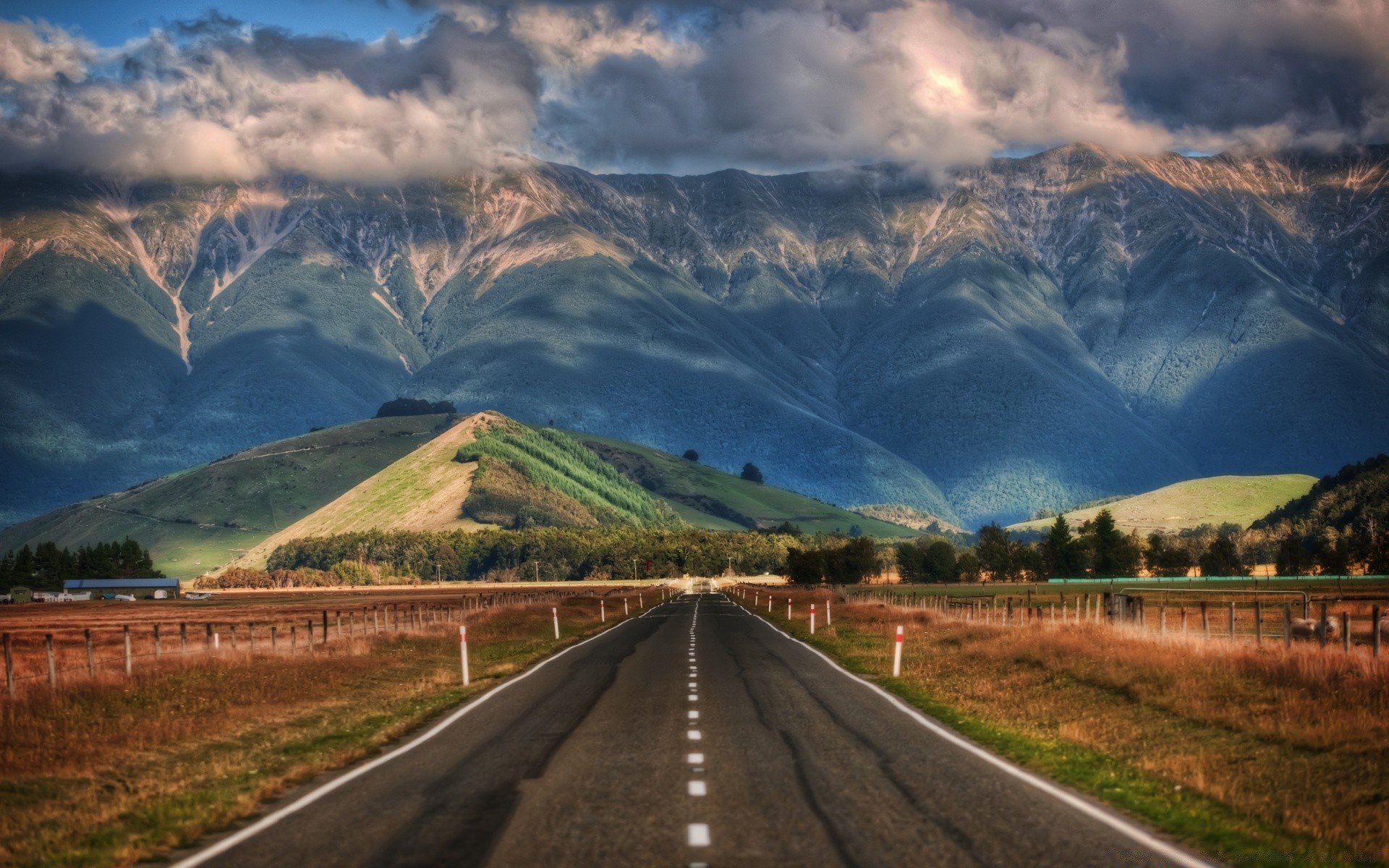 Australia And Oceania Travel Road Mountain Sky Landscape - New Zealand Road Mountains - HD Wallpaper 
