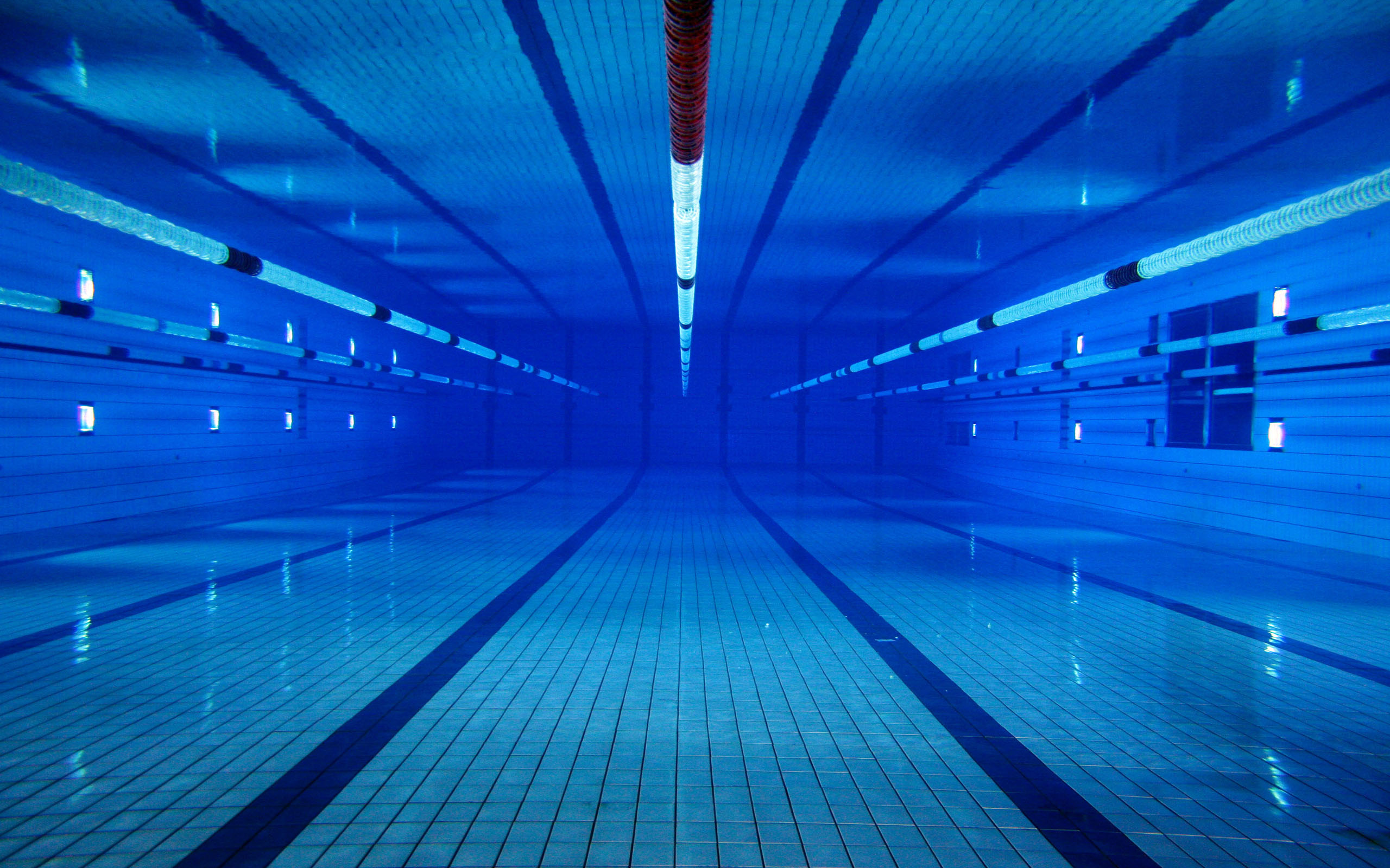 Swimming Backgrounds - HD Wallpaper 