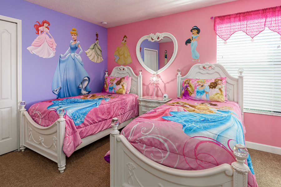 Disney Princess Bedroom Disney Princess Themed Bedroom 900x600 Wallpaper 7297