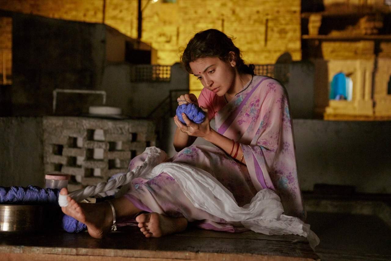 Sui Dhaaga Anushka And Varun's Midnight Sewing Sessions - HD Wallpaper 