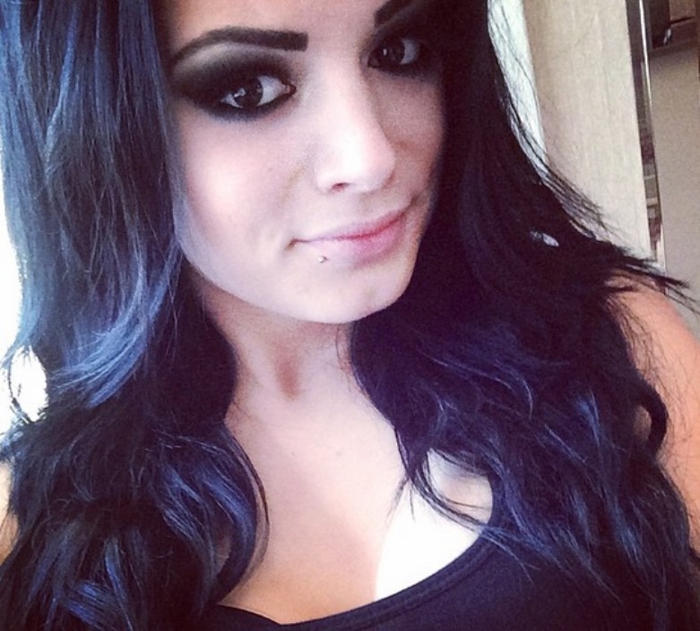 Bevis instagram saraya-jade WWE's Paige