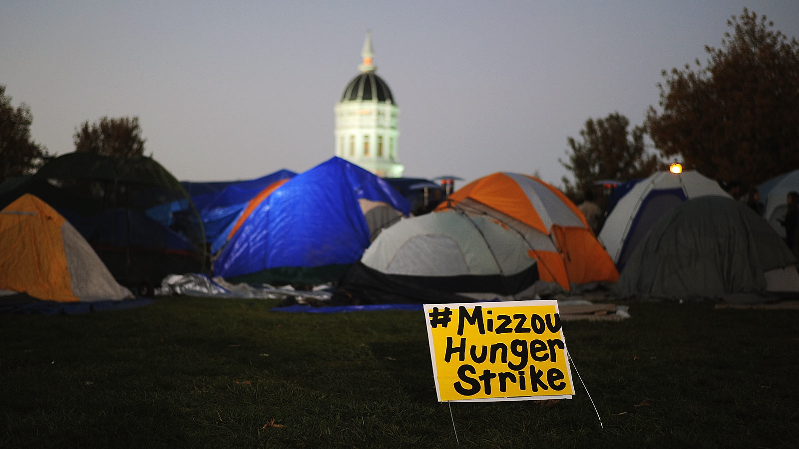 University Of Missouri Protest - HD Wallpaper 