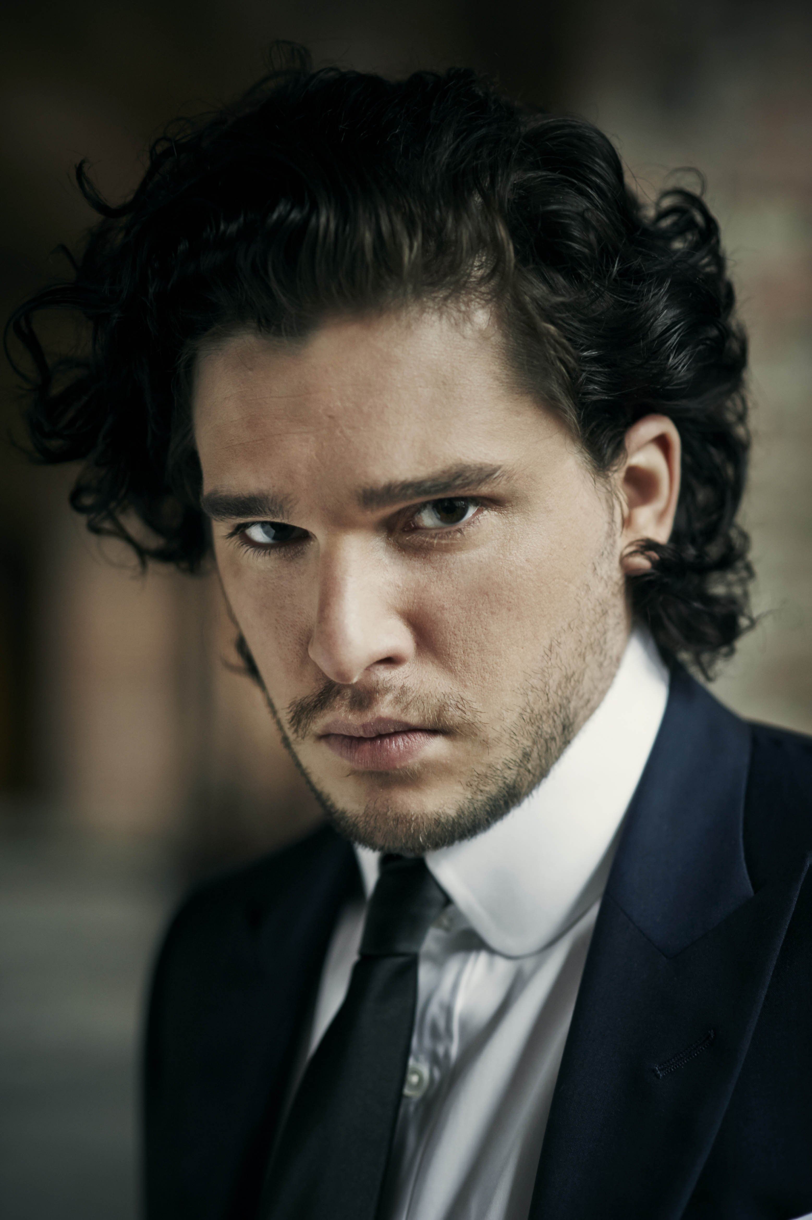 Kit Harrington Hd - 3115x4682 Wallpaper - teahub.io