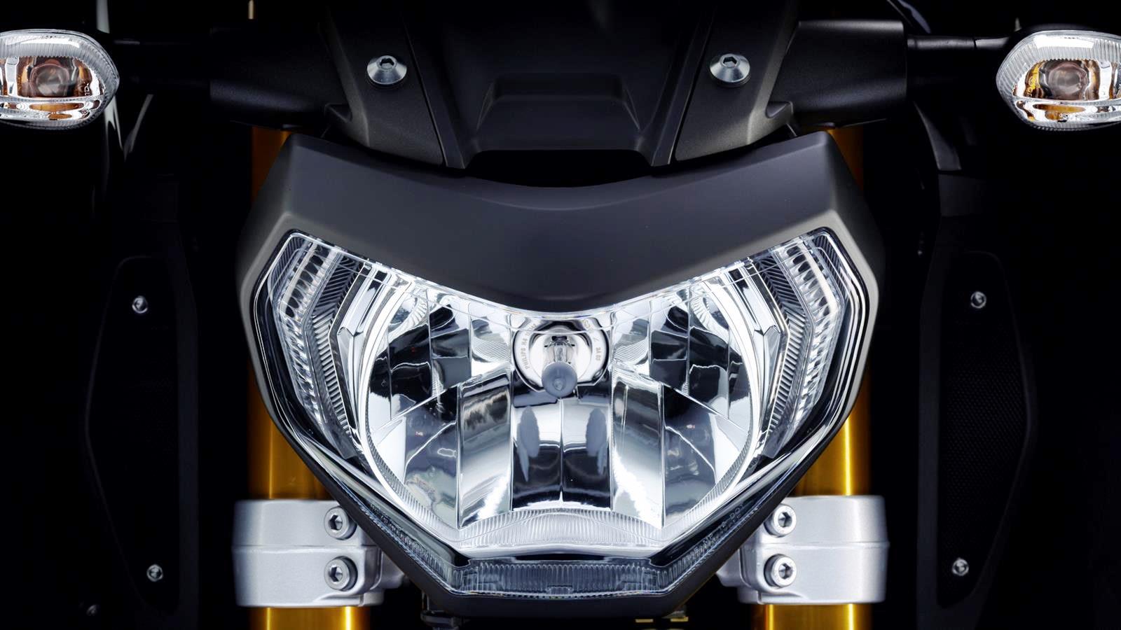 yamaha mt 09 headlight