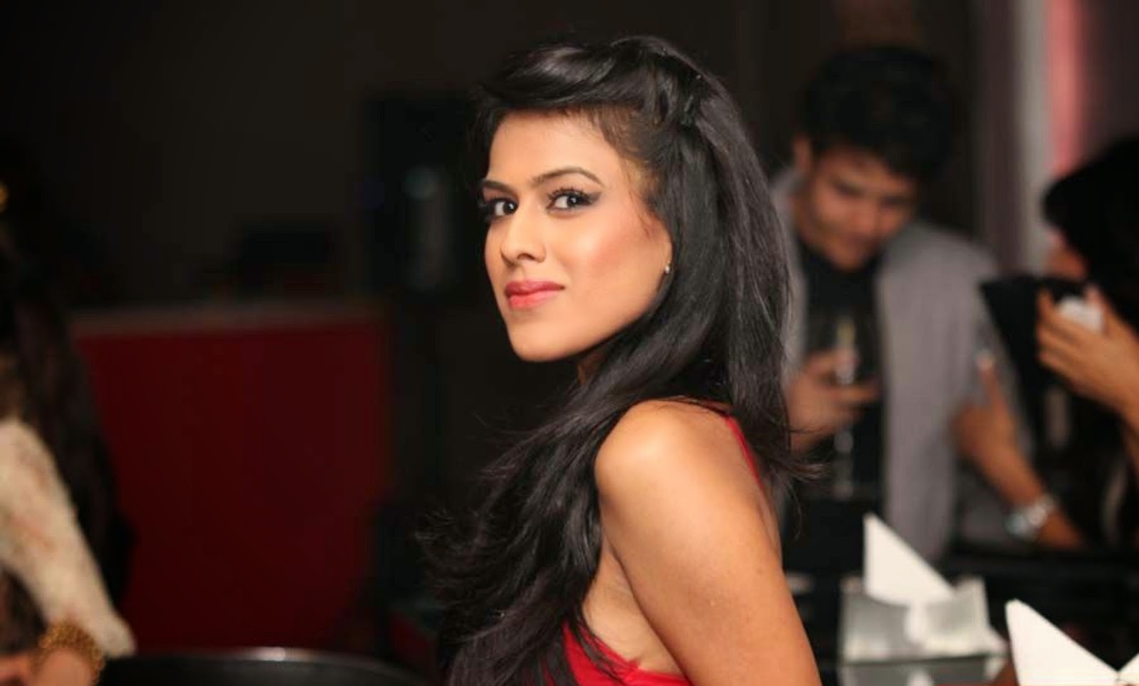 nia sharma nia sharma photos download 1600x964 wallpaper teahub io nia sharma nia sharma photos download