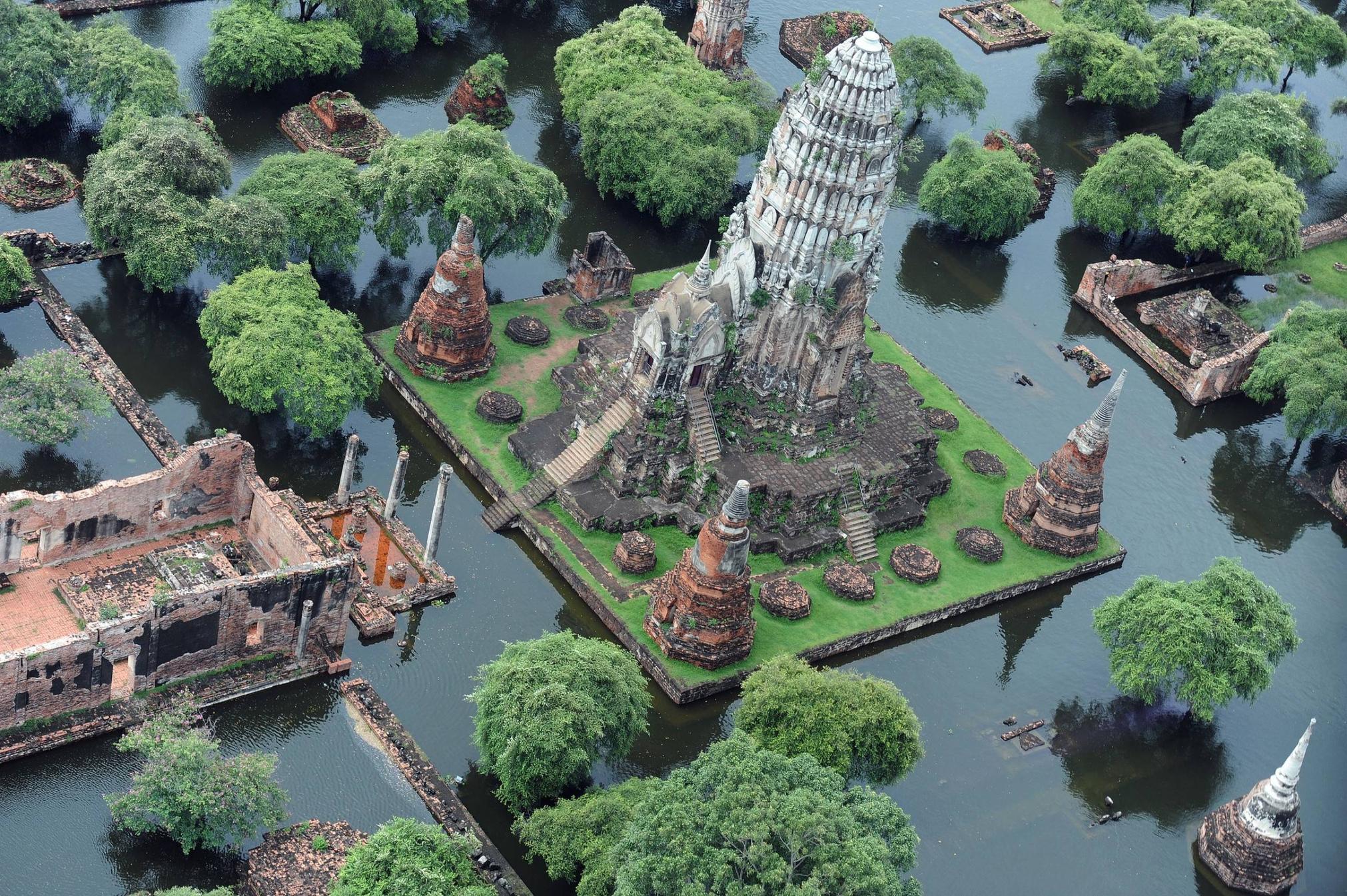 Thailand Ancient Ruins 22x1345 Wallpaper Teahub Io