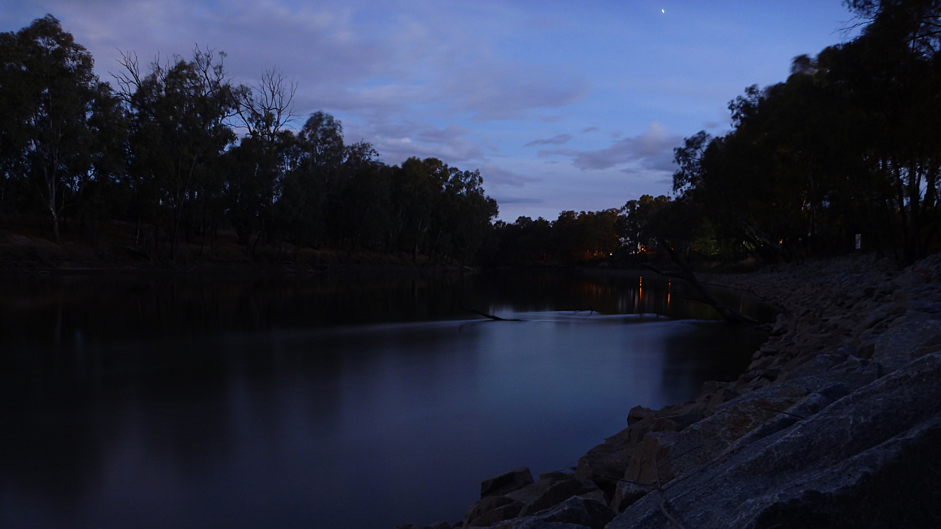 ночная река фото