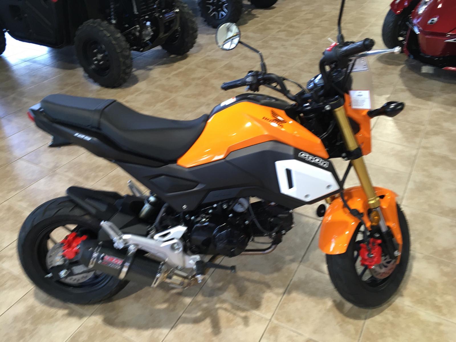 Orange Honda Grom 2019 - HD Wallpaper 