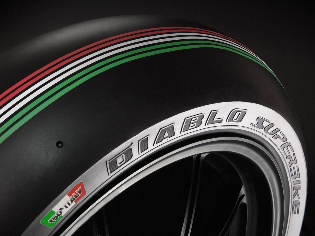 Best Looking Motorcycle Tires - HD Wallpaper 