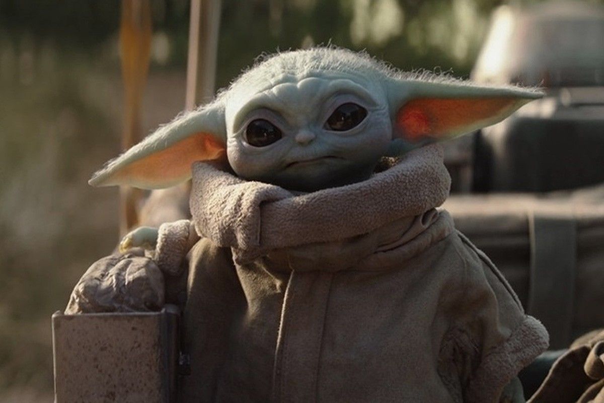 Baby Yoda Sipping Soup - HD Wallpaper 